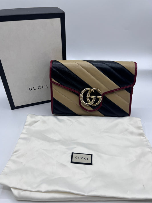 Gucci Two tone GG Marmont Wallet On Chain 🇵🇭P44,000🇵🇭