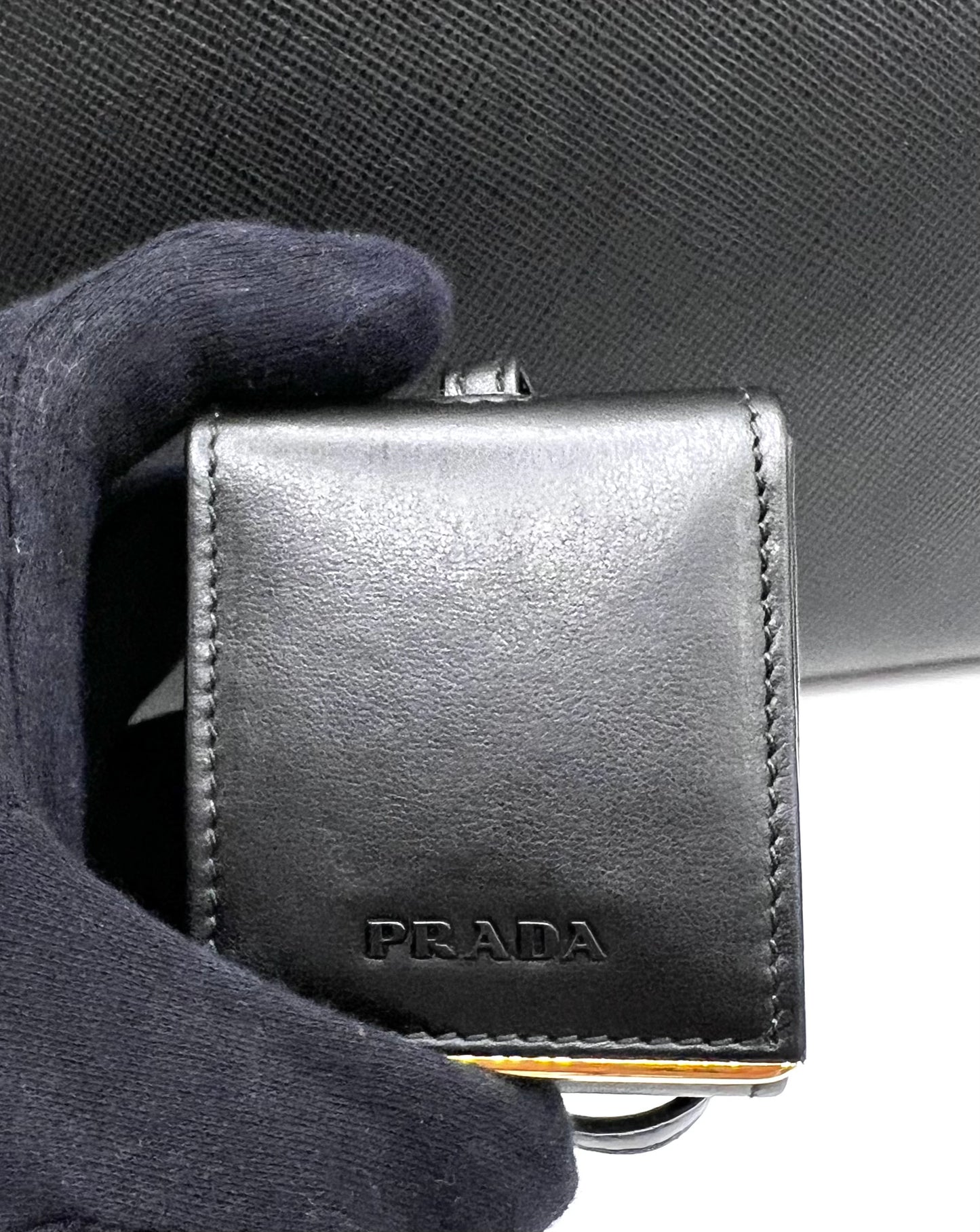 Prada Saffiano Black Monochrome Tote 2 way Bag   (🇵🇭P63,640)