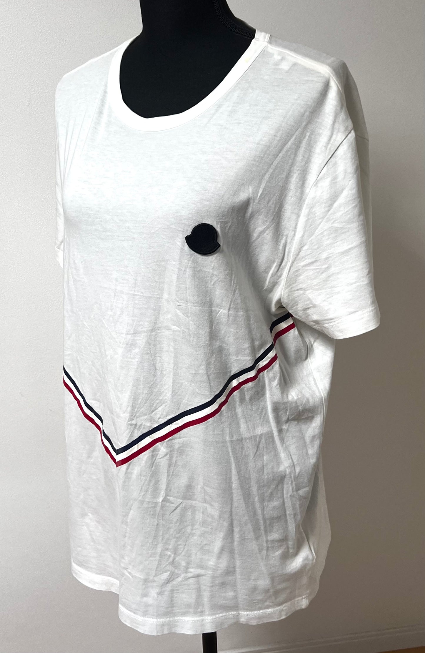 Moncler White Tshirt XL Ladies size (🇵🇭P6,880)