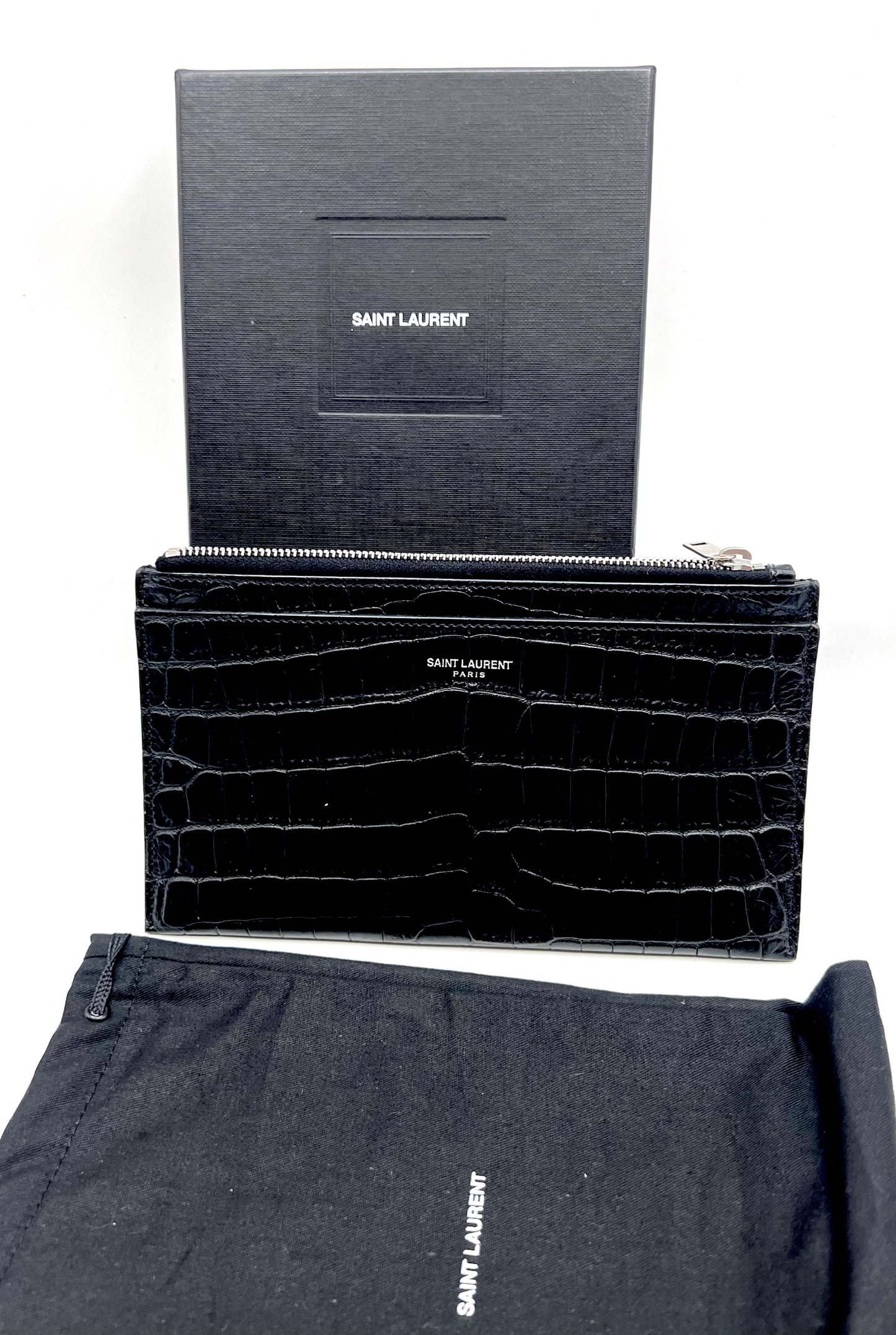 Yves Saint Laurent Crocodile Embossed Mini Clutch Bag            (🇵🇭P29,240)