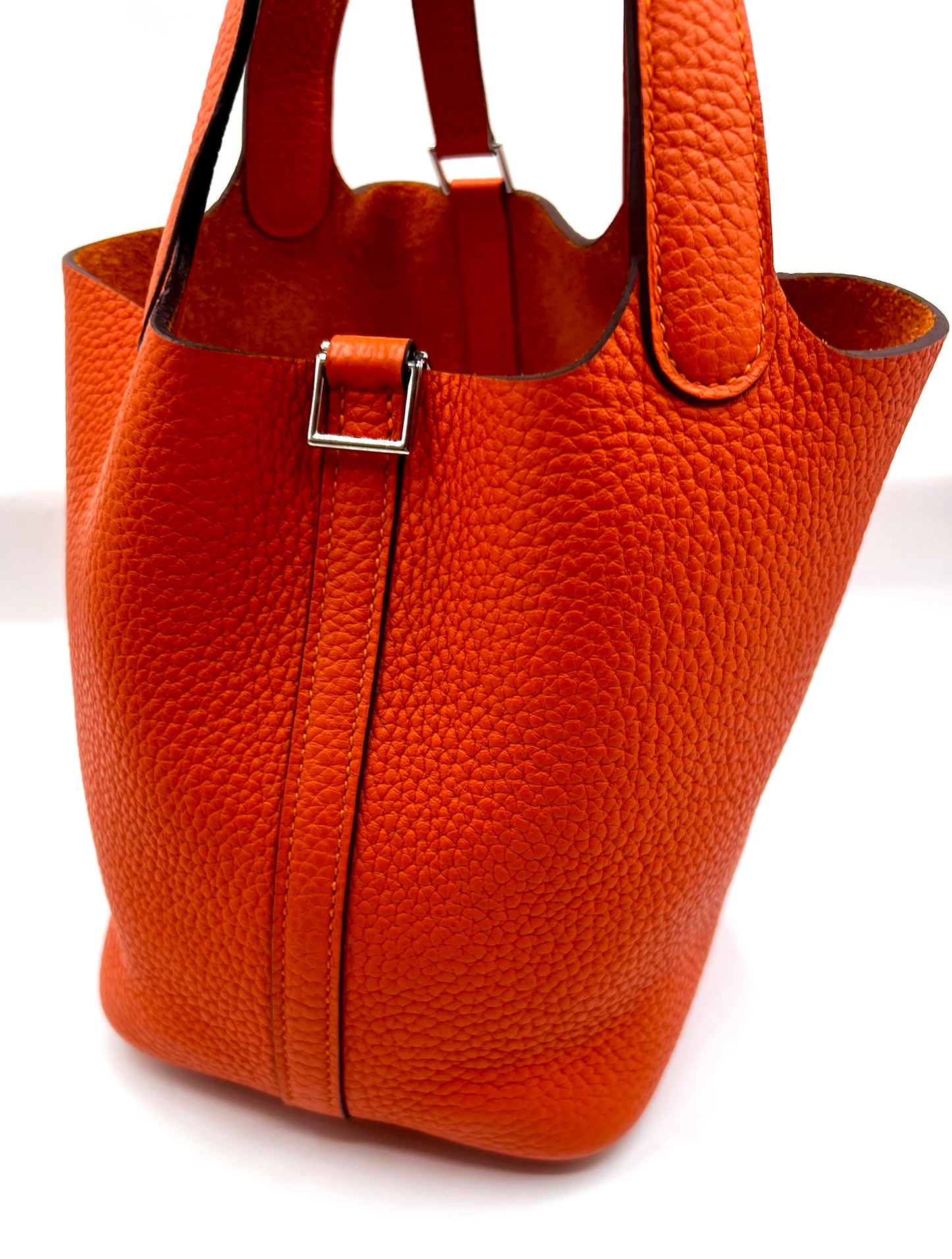 Hermes Picotin 18 Orange Taurillon Clemence Leather PHW Stamp T (🇵🇭P167,700)