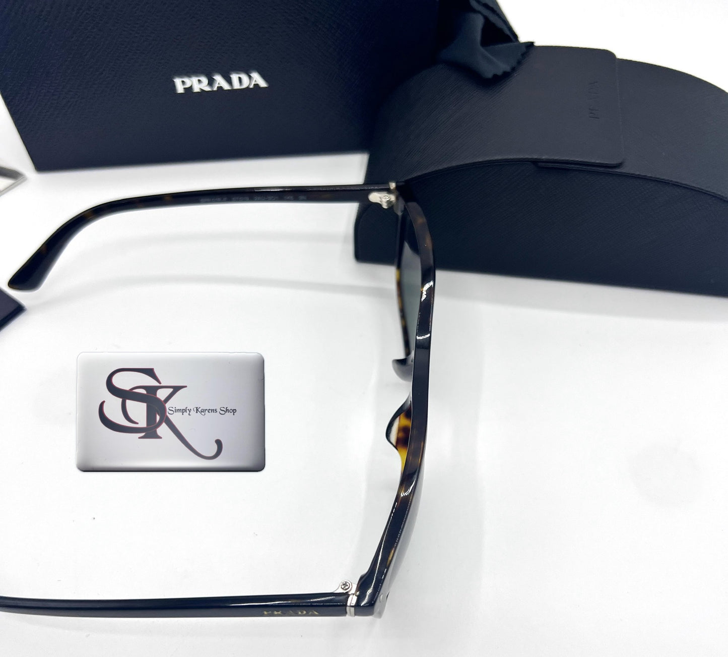 Prada 2AU-301 Sunglass 🇵🇭P9,600🇵🇭