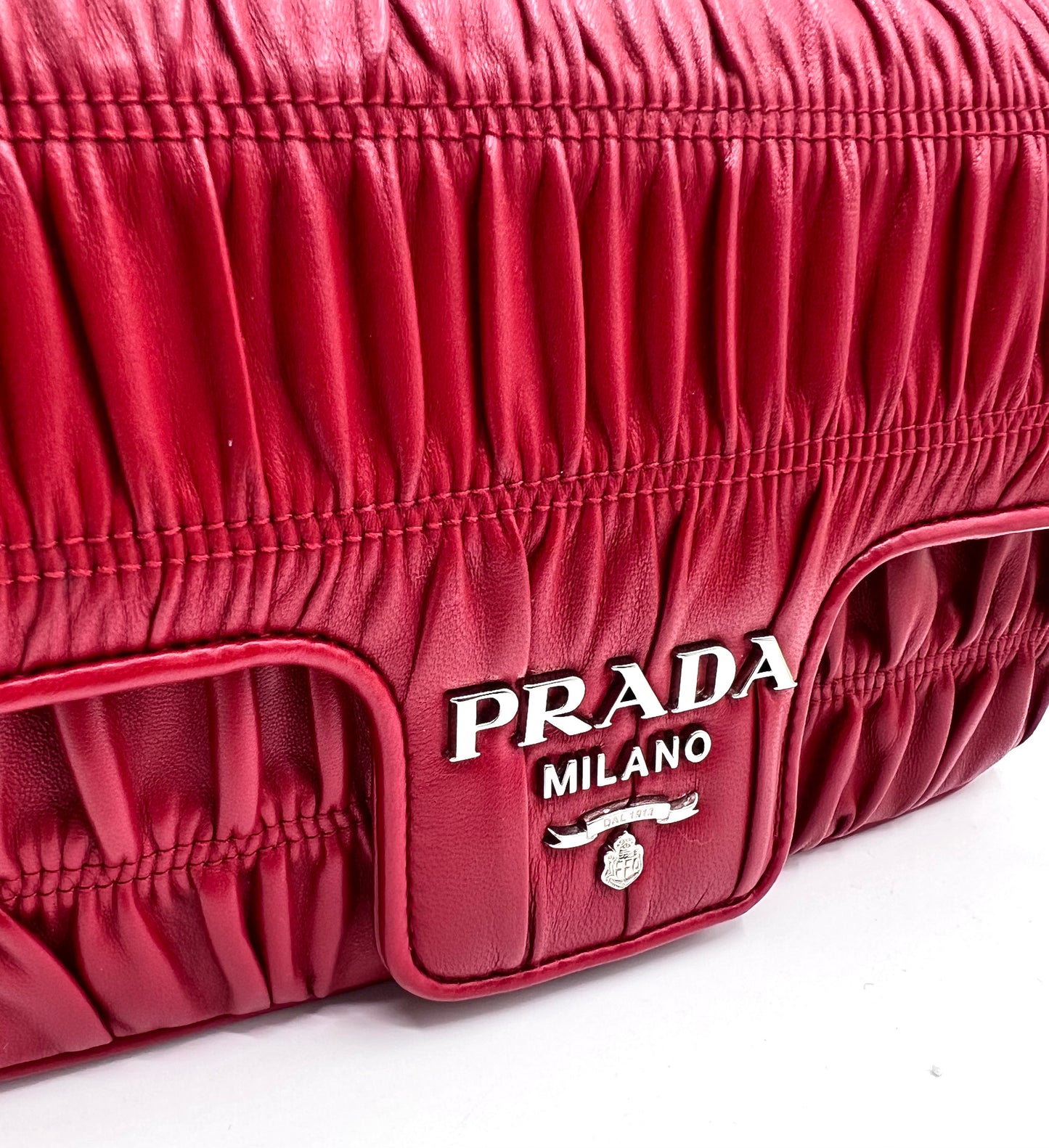Prada Nappa Gaufre Red Flap Chain Bag  (🇵🇭P51,600)