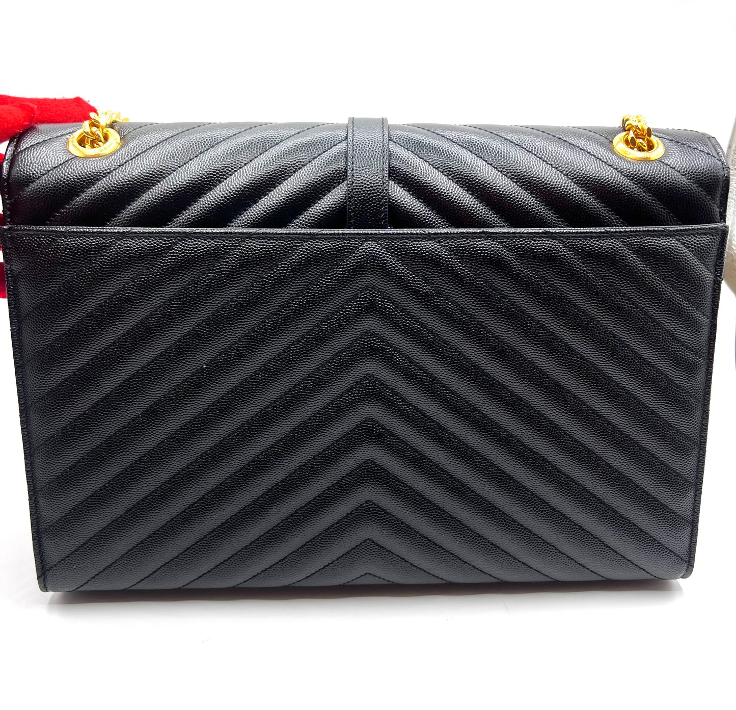 Yves Saint Laurent Chevron Large Envelope Flap Chain Shoulder Bag  (🇵🇭P94,600)