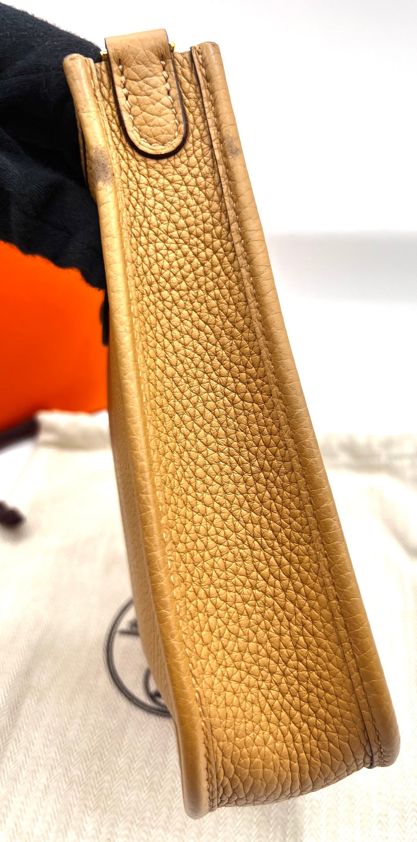 Hermes Evelyn TPM 4B Bisciut GHW Stamp Z 2021                (🇵🇭P150,500)