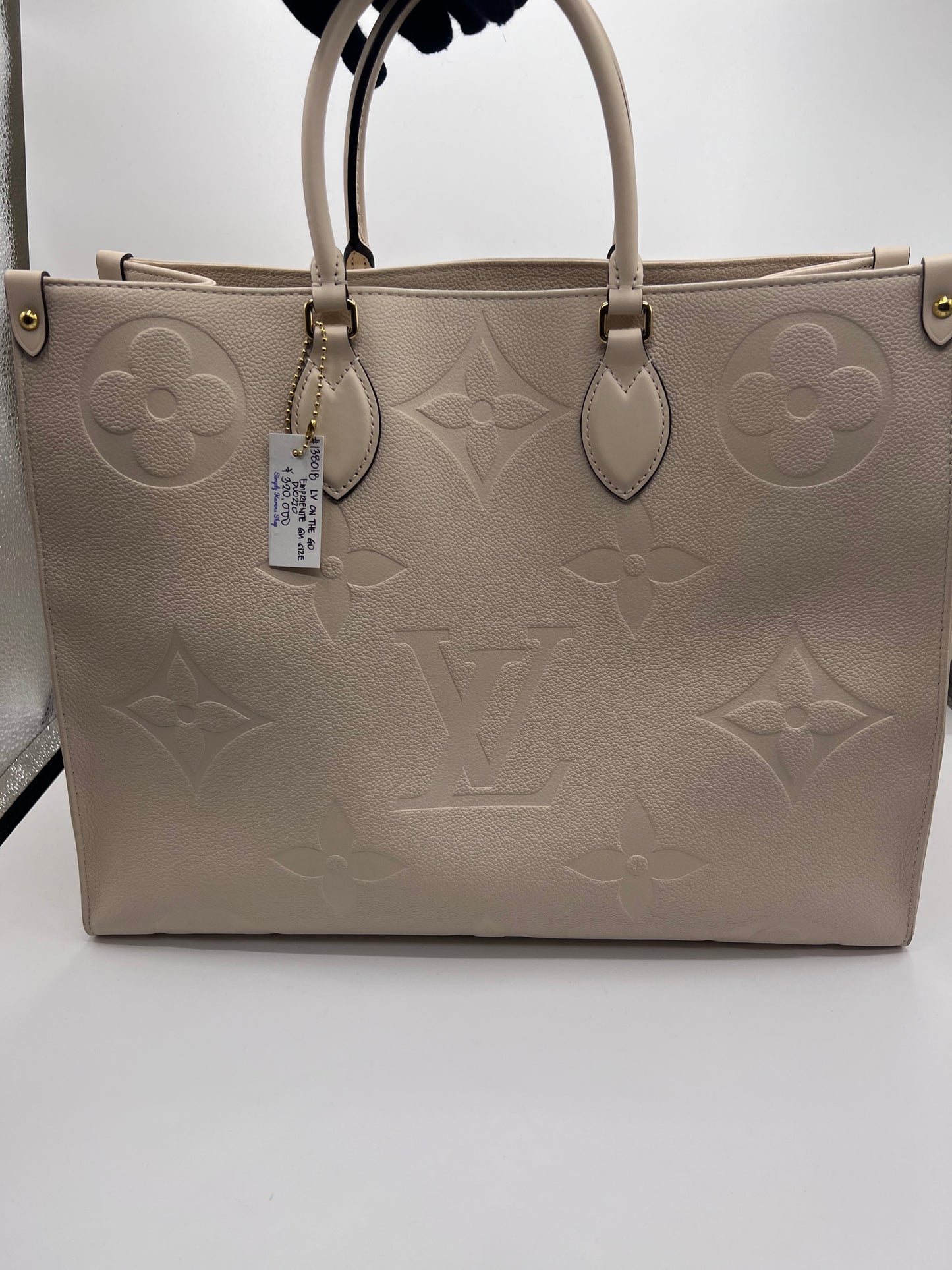 LV ON THE GO EMPRIENTE GM SIZE