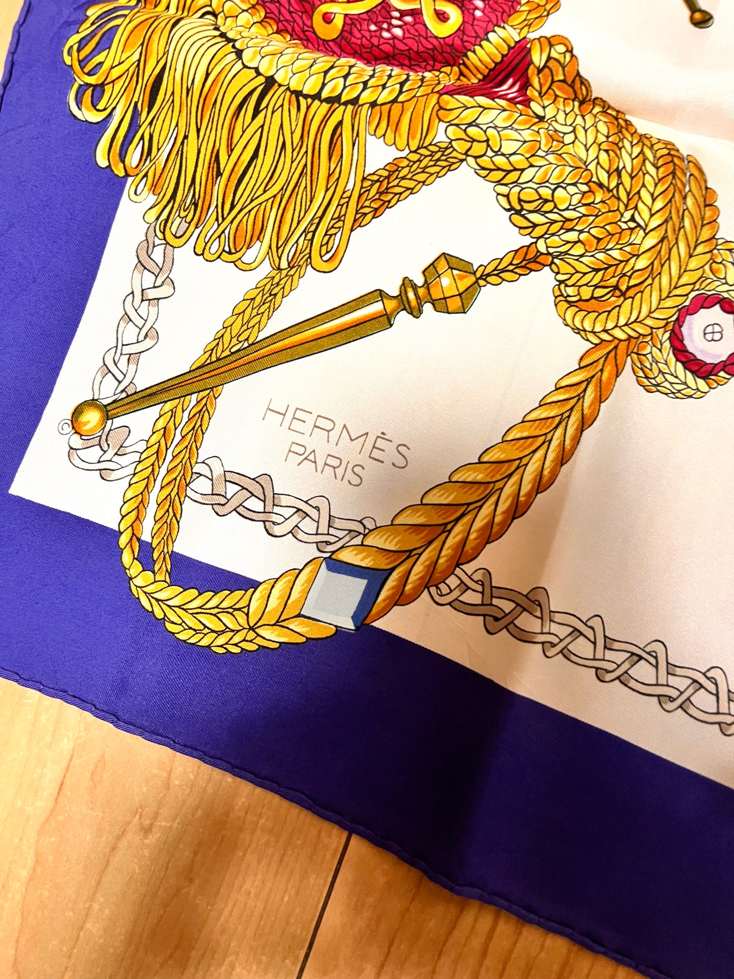 Hermes The Timpanist Blue/White Silk Scarf (🇵🇭P10,320)