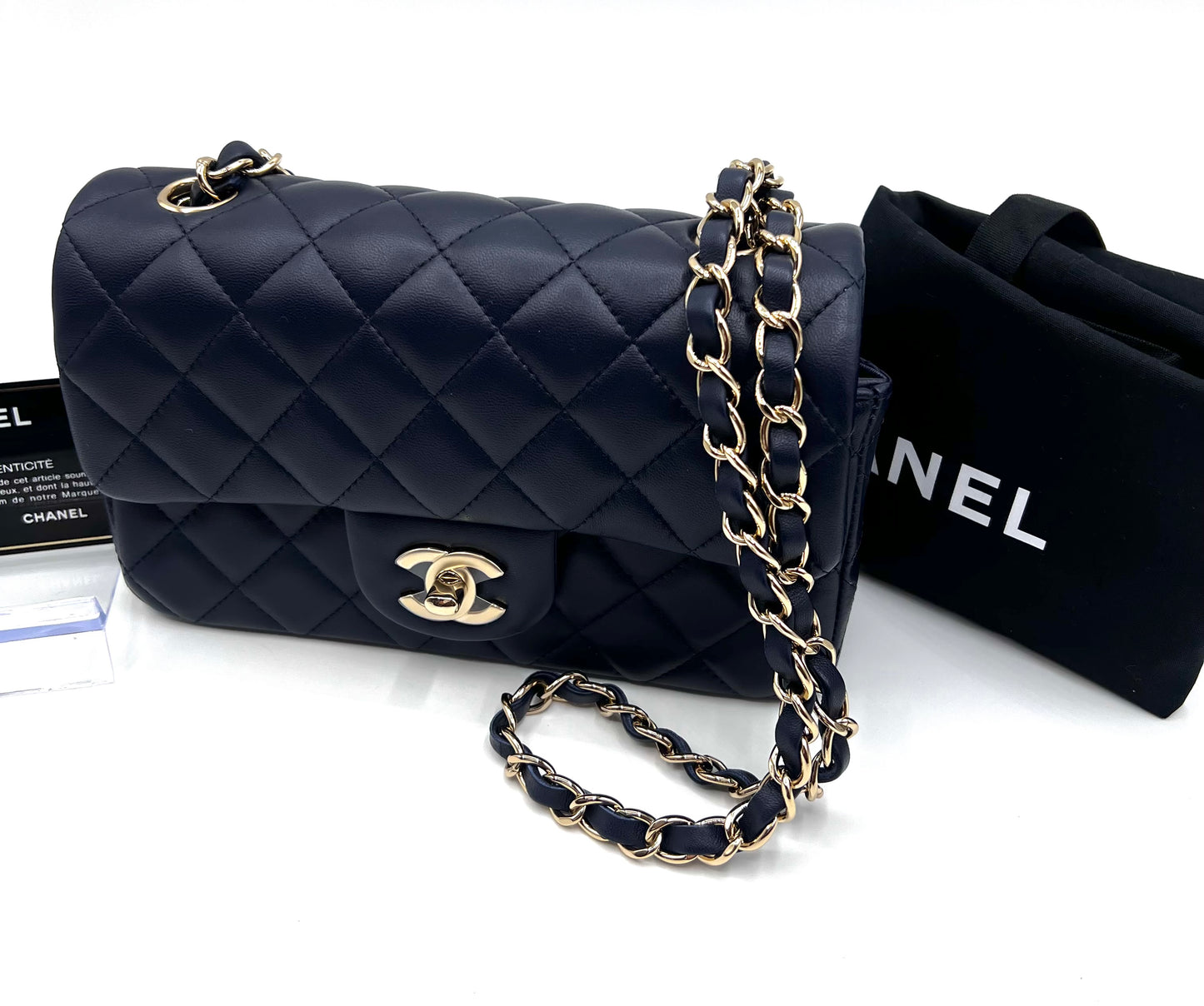 Chanel Classic Mini Flap Dark Blue Lambskin GHW 29Holo      (🇵🇭P257,140)