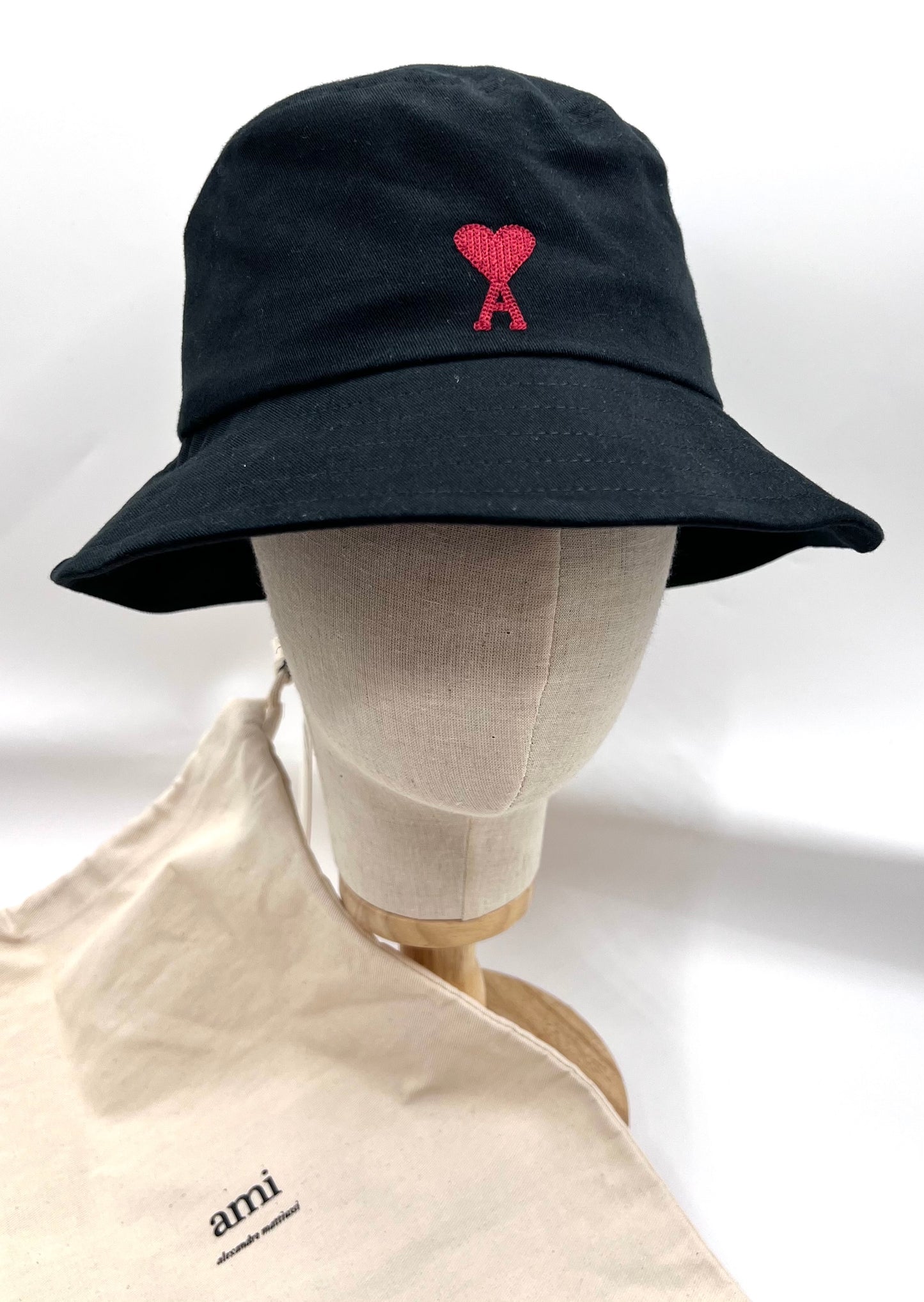 Ami Paris Bucket Hat Size 2 Red Logo (🇵🇭P13,760)