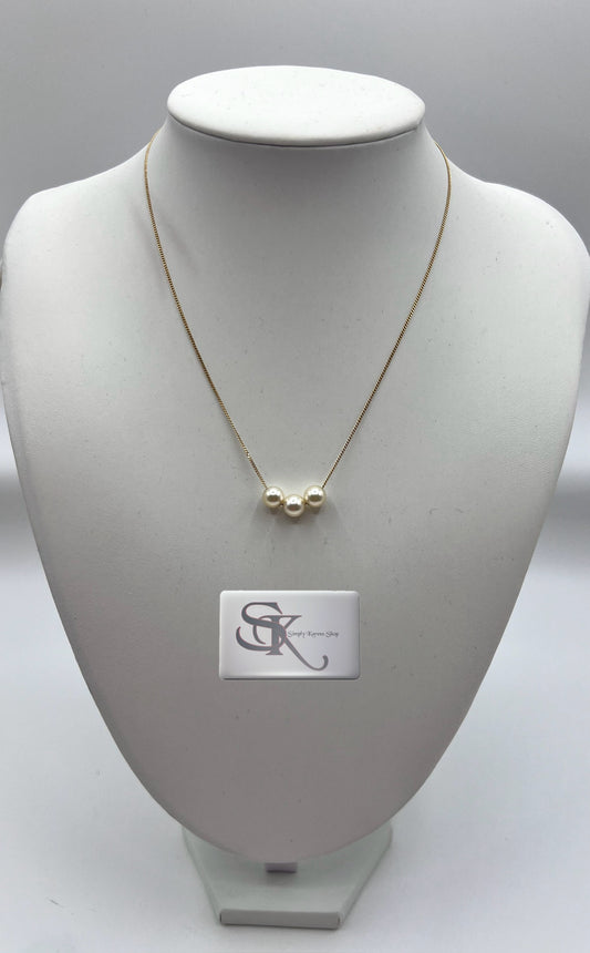 K18 3 Floating Akoya Pearl 2.81 grams / 40cm