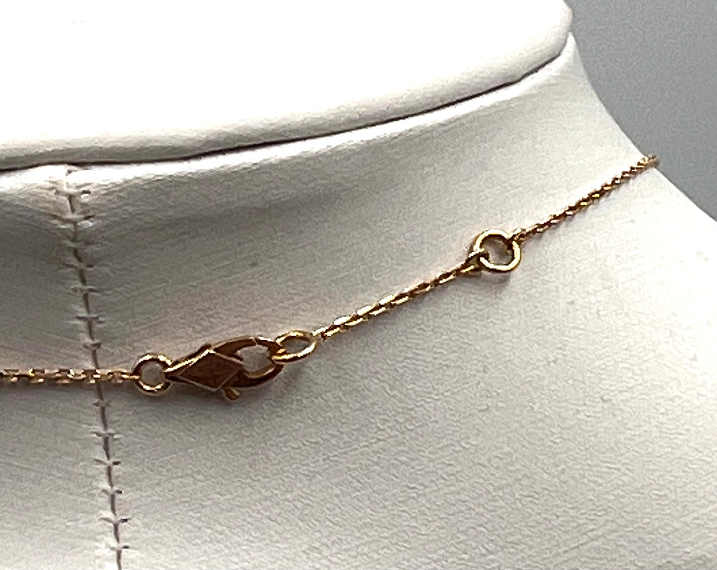 Van Cleef & Arpels Sweet Alhambra Carnelian Necklace 18K YG 2.8g 31~41cm            (🇵🇭P145,340)