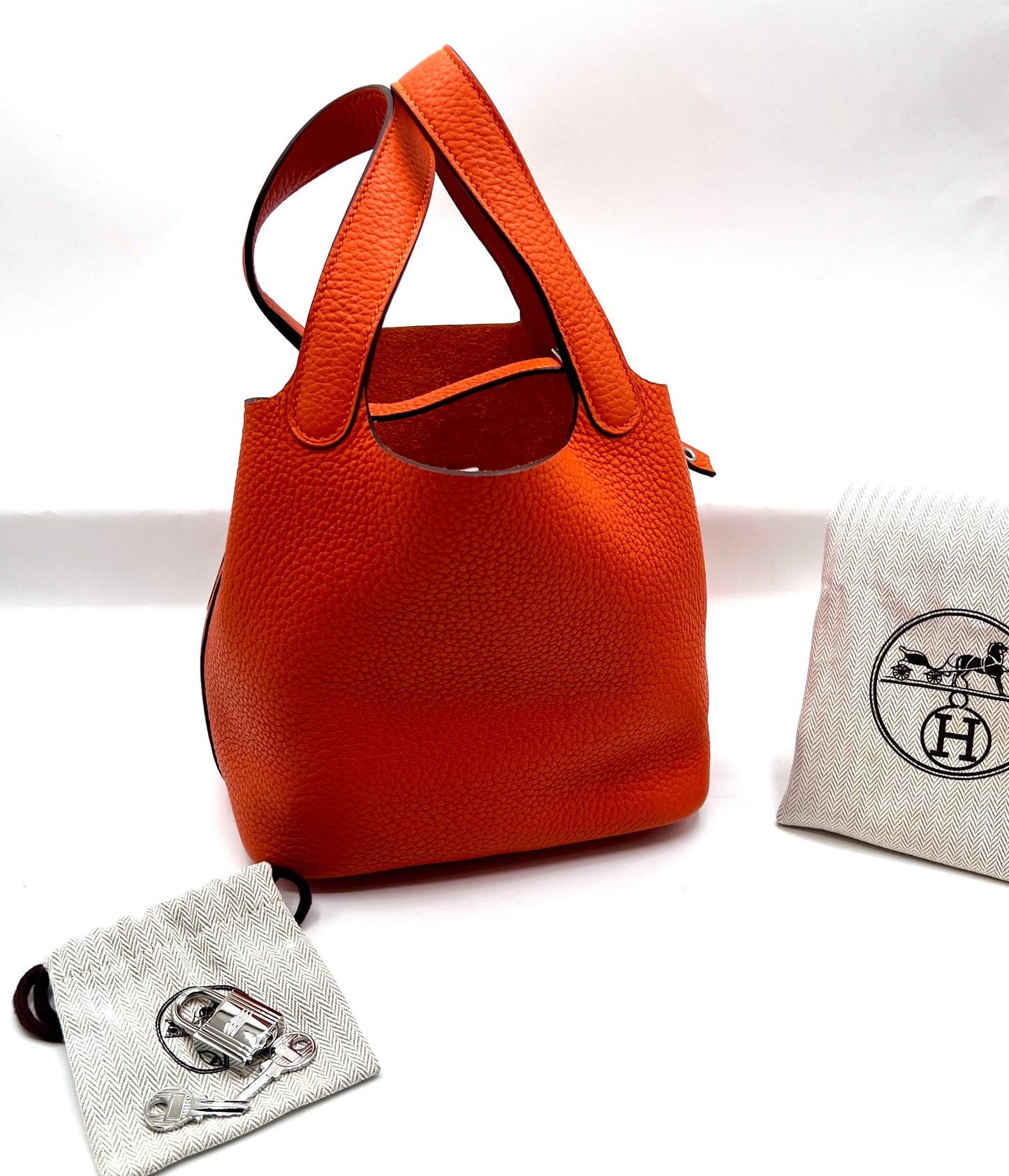 Hermes Picotin 18 Orange Taurillon Clemence Leather PHW Stamp T (🇵🇭P167,700)