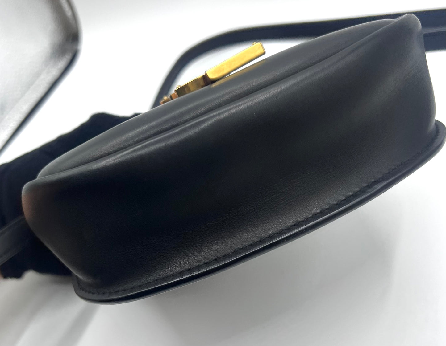 Ysl Kaia Small Leather Shoulder Bag  (🇵🇭P63,640)