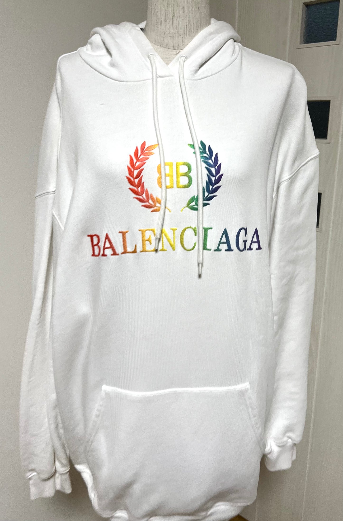 Balenciaga White Parker Jacket S Size on Tag Fits L size Ladies