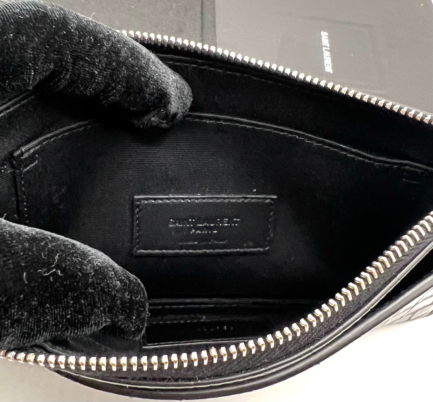 Yves Saint Laurent Crocodile Embossed Mini Clutch Bag     (🇵🇭P23,220)