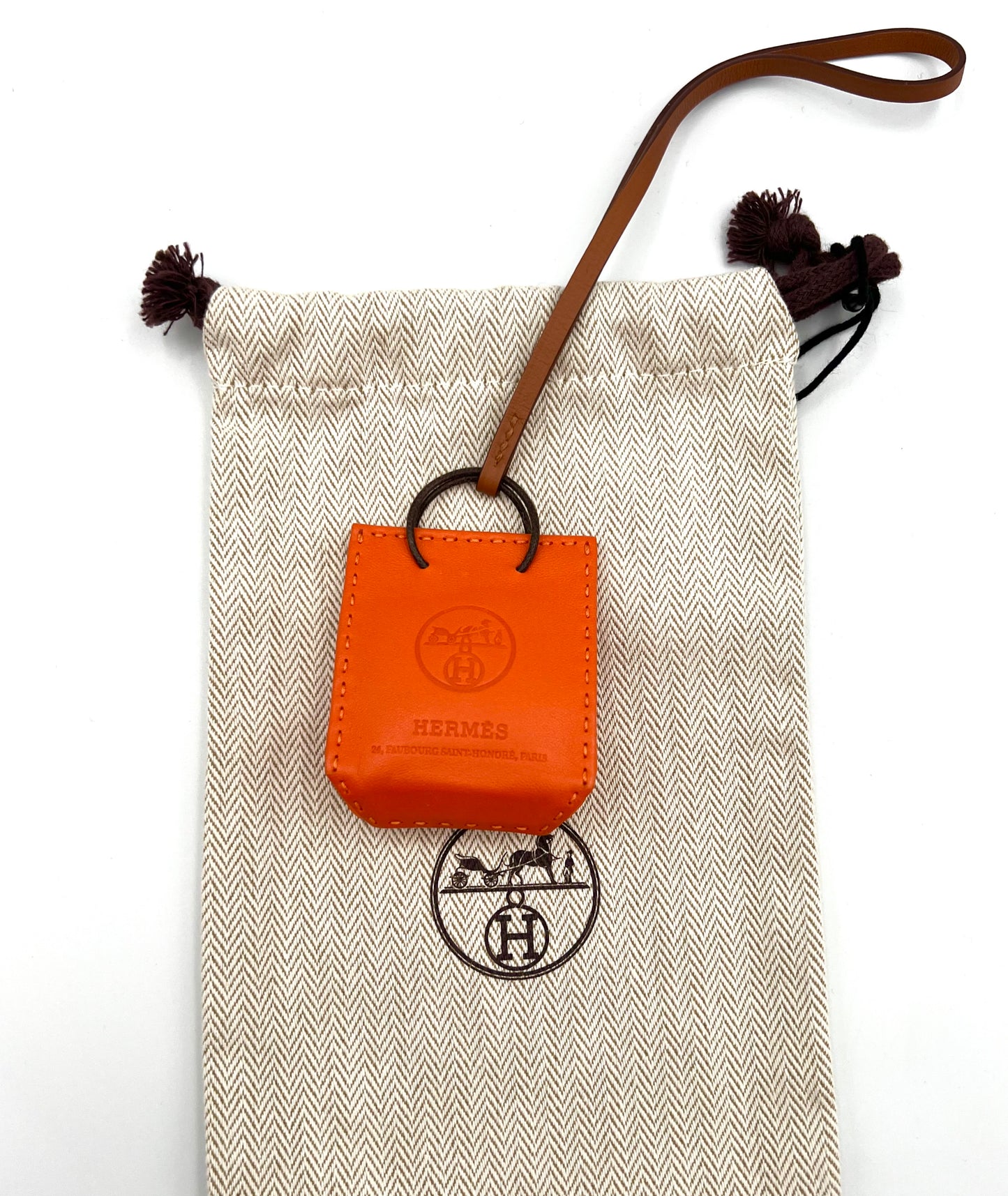 Hermes Sac Orange Soft Lambskin Bag Charm             (🇵🇭22,360)