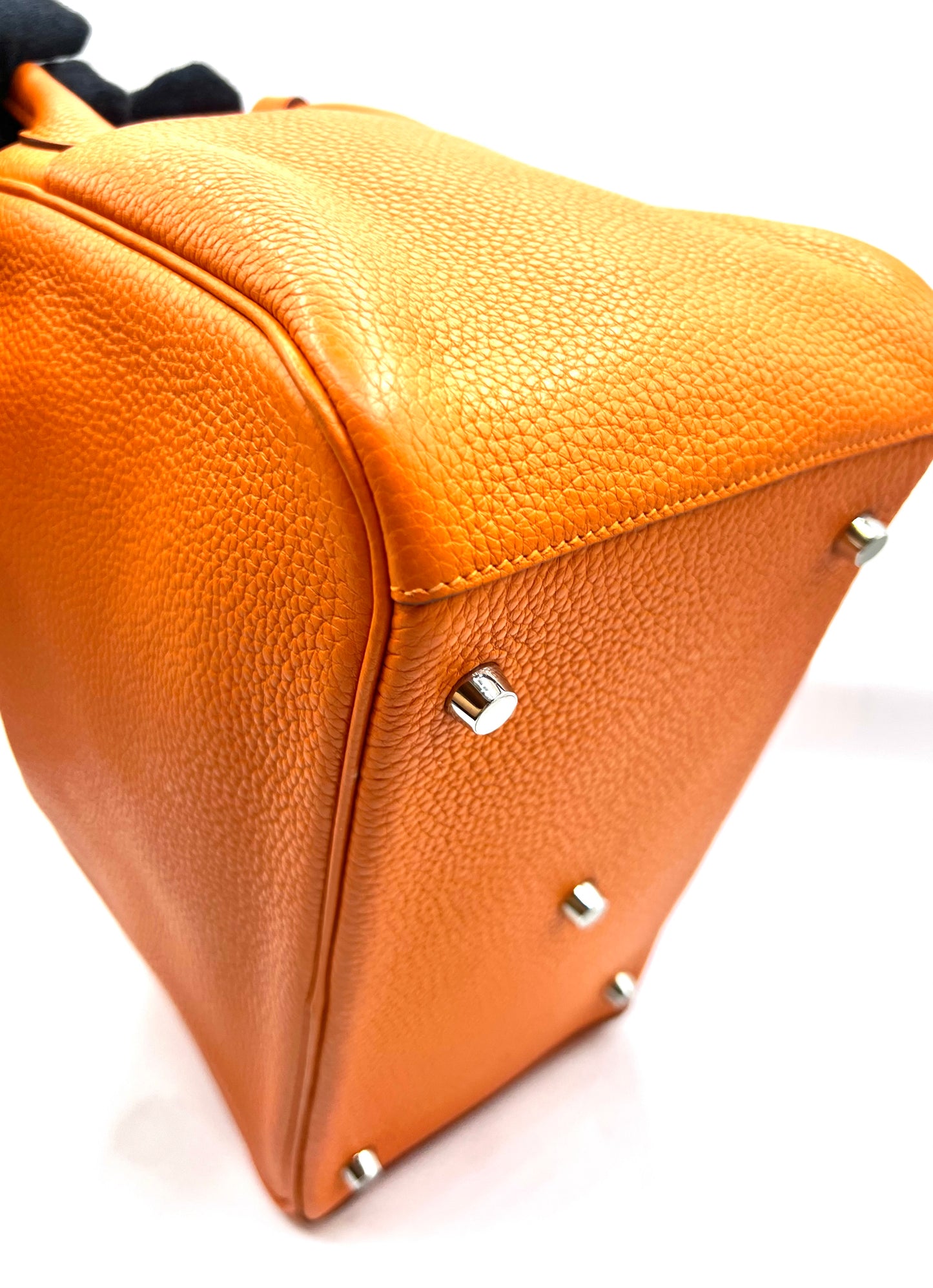 Hermes Lindy 30 Orange Taurillon Clemence Leather PHW Stamp Square R              (🇵🇭P249,400)