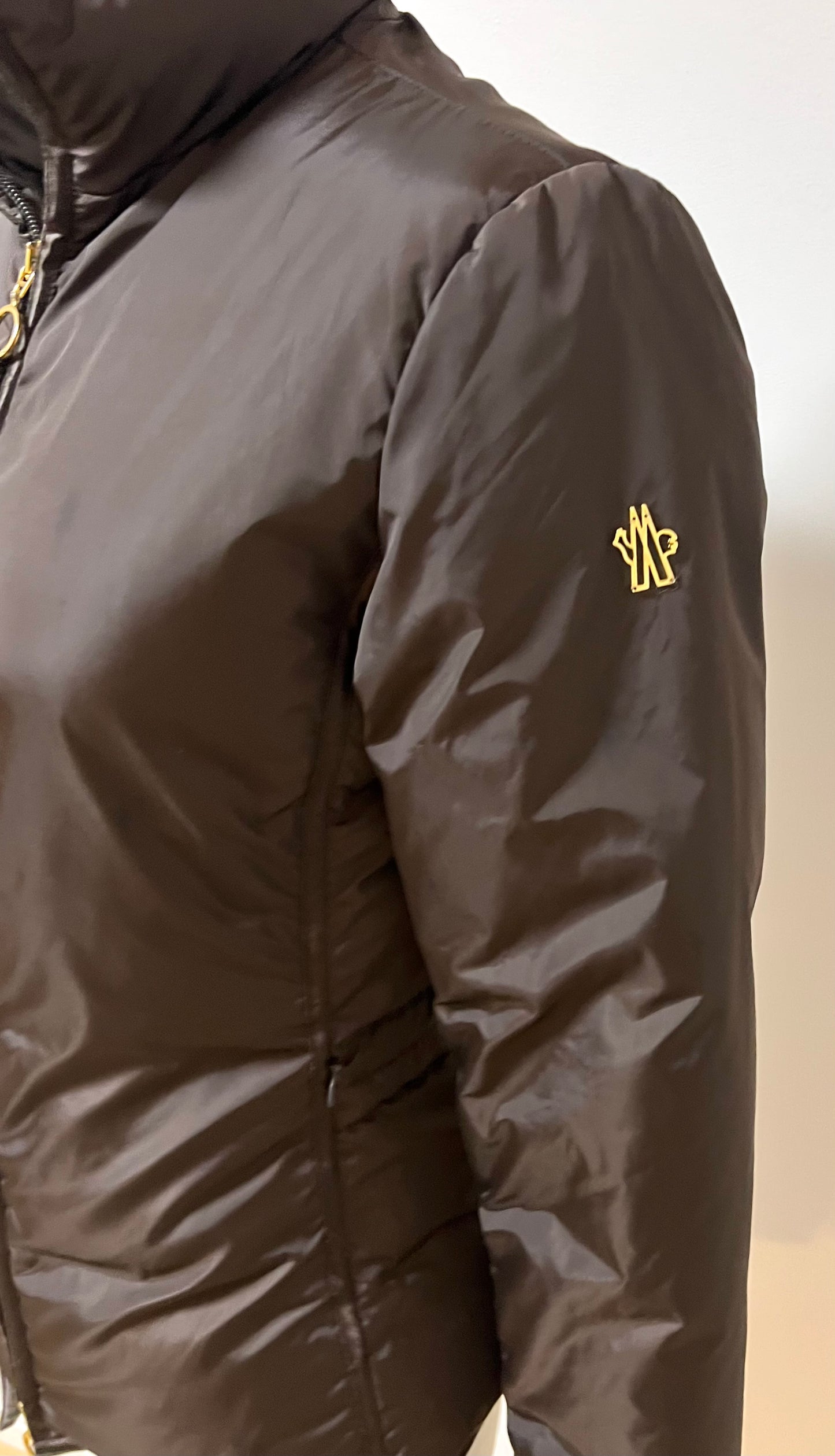 Moncler Down Jacket Brown Size 1 (🇵🇭P18,490)