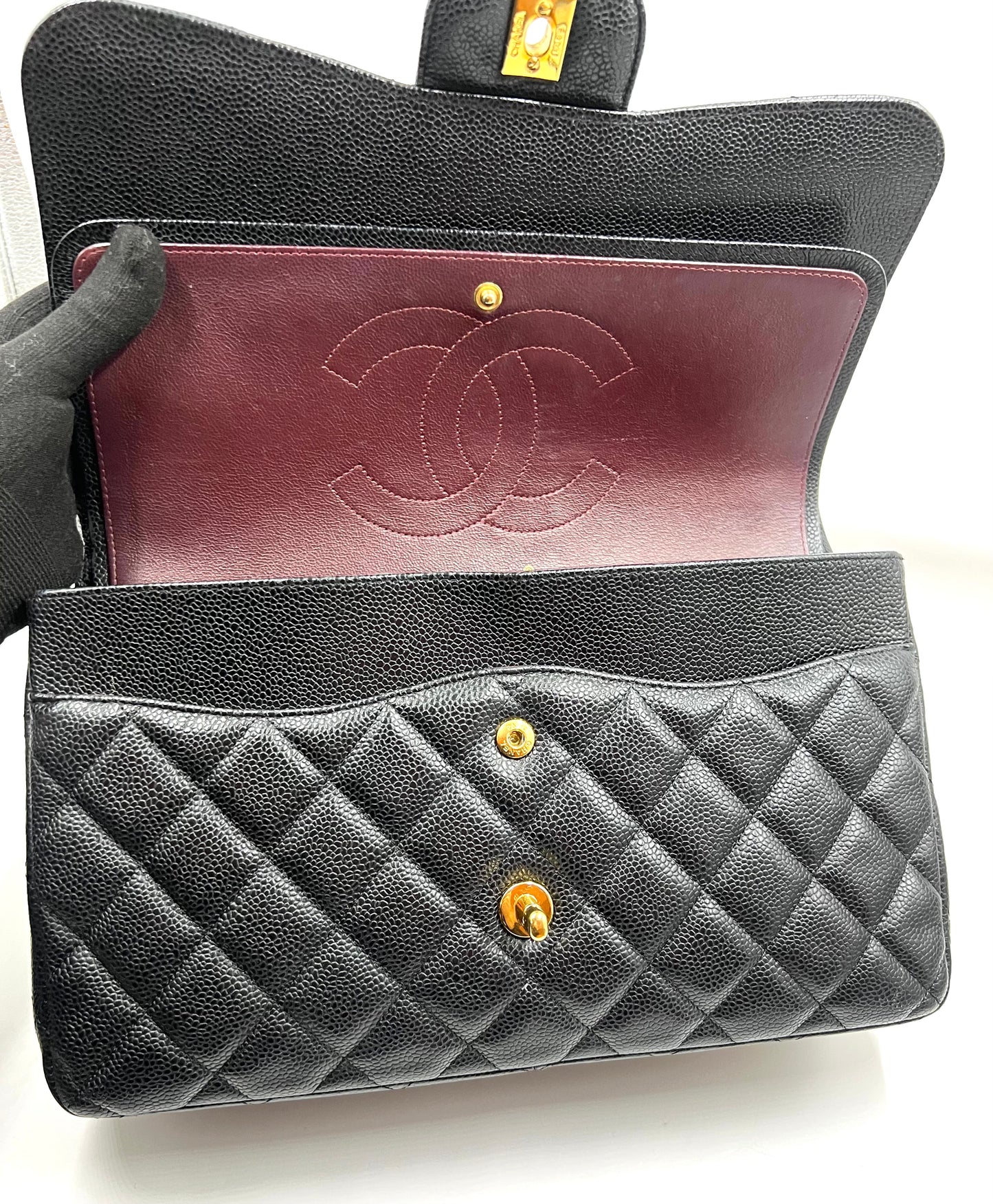 Chanel Classic Black Jumbo Caviar Double Flap GHW S30cm Series 15  (🇵🇭P318,200)