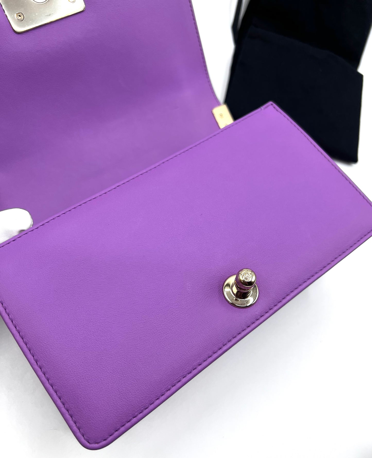 Chanel Leboy Purple Pm size Calfskin GHW Series29          (🇵🇭P197,800)