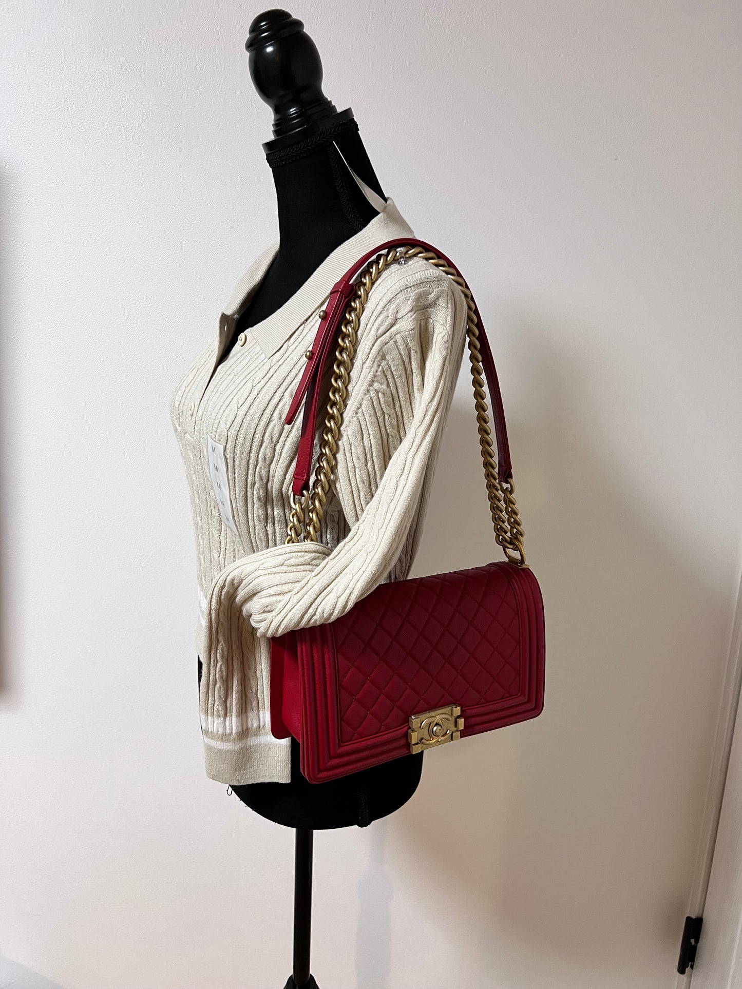 Chanel Caviar red Leboy Old Medium GHW