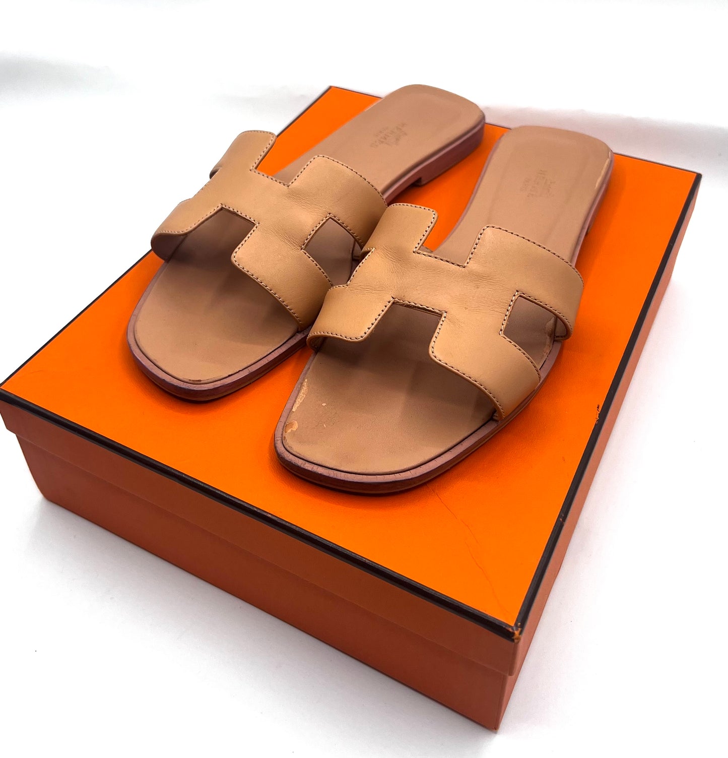 Hermes Oran Sandals Size 39   (🇵🇭P20,640)