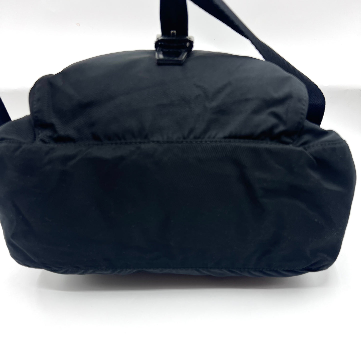 Prada Tessuto Nylon Black Crossbody Bag  (🇵🇭P20,640)