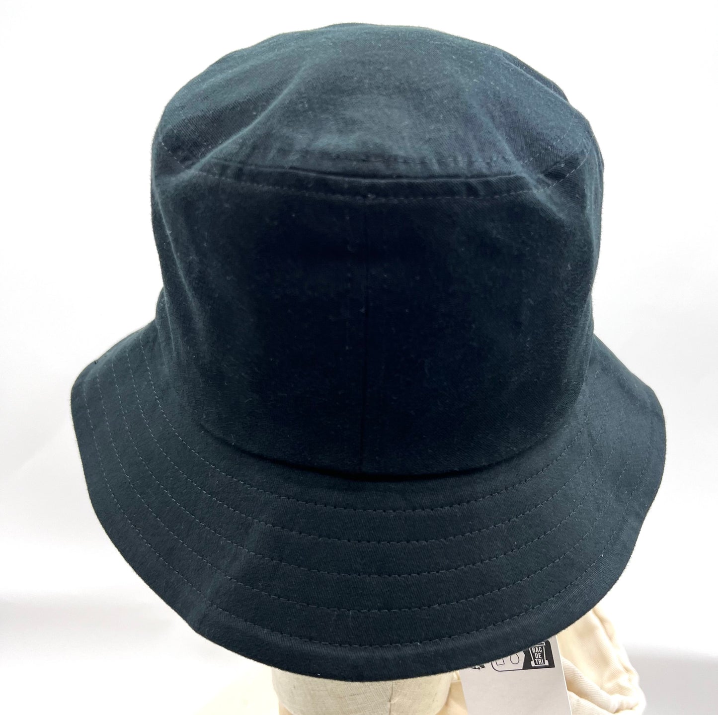 Ami Paris Bucket Hat Size 2 Red Logo (🇵🇭P13,760)