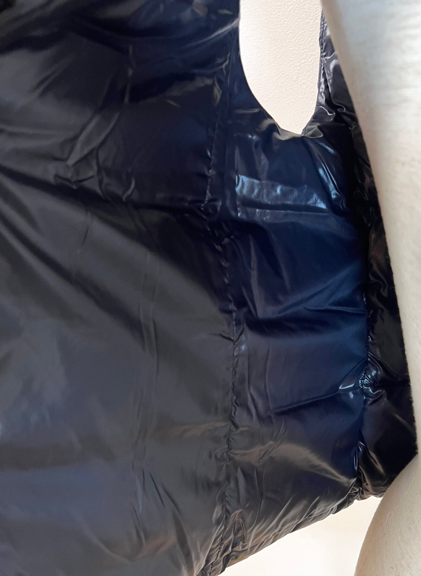 Moncler Navy Blue Down Vest Size 0  (🇵🇭P23,220)