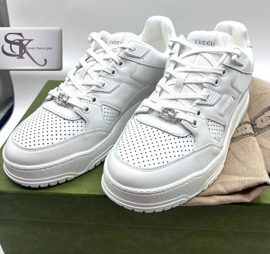 Gucci mens white shoes  6 1/2 or women 25.5 cm                   (🇵🇭P24,940)