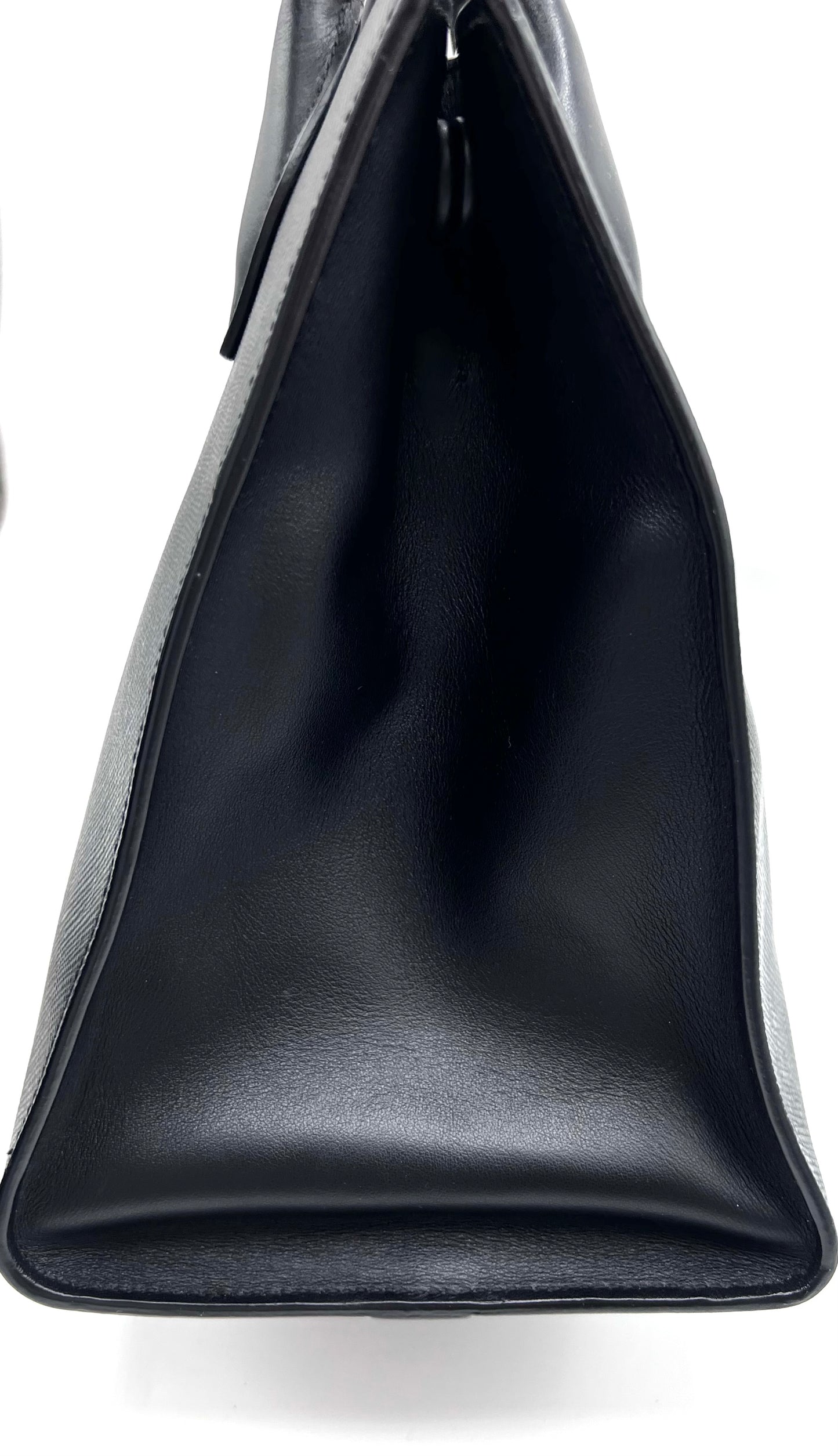 Prada Saffiano Black Monochrome Tote 2 way Bag   (🇵🇭P63,640)