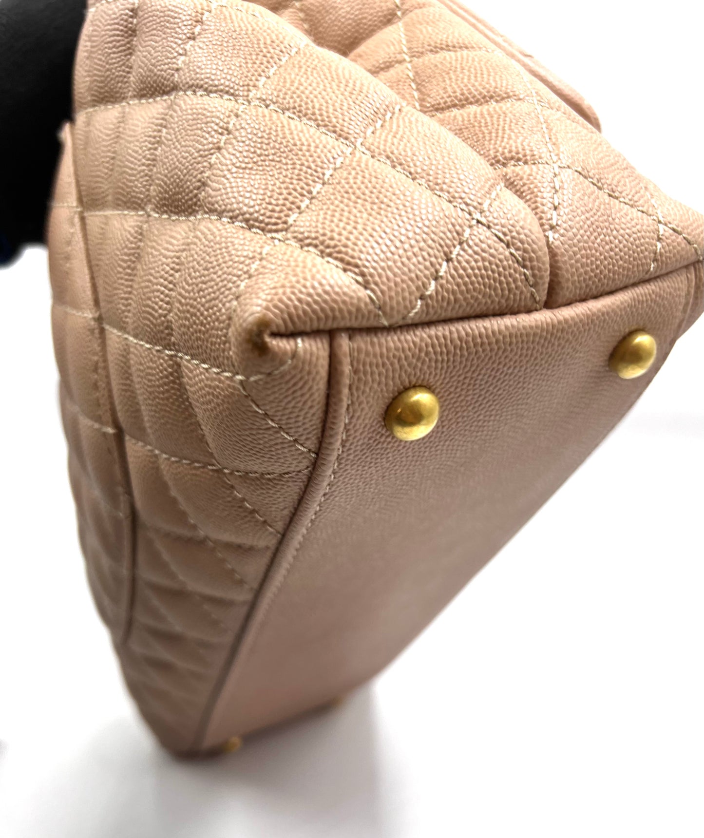 Chanel Coco Handle Caviar Mm size 29cm Beige/Milktea GWH Series 25 (🇵🇭P232,200)