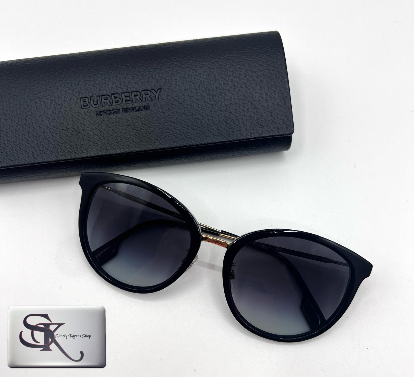 Burberry Cats Eye Sunglass               🇵🇭P9,600🇵🇭