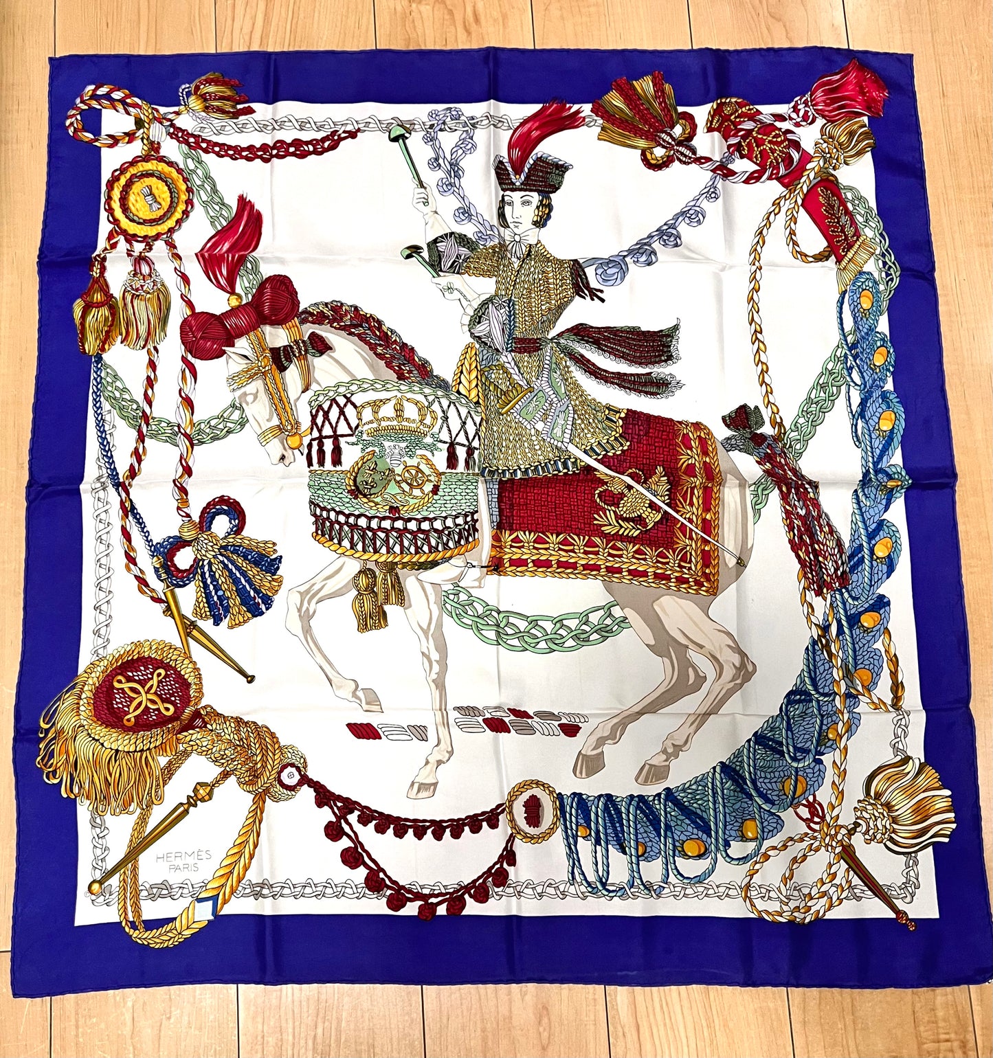 Hermes The Timpanist Blue/White Silk Scarf (🇵🇭P10,320)