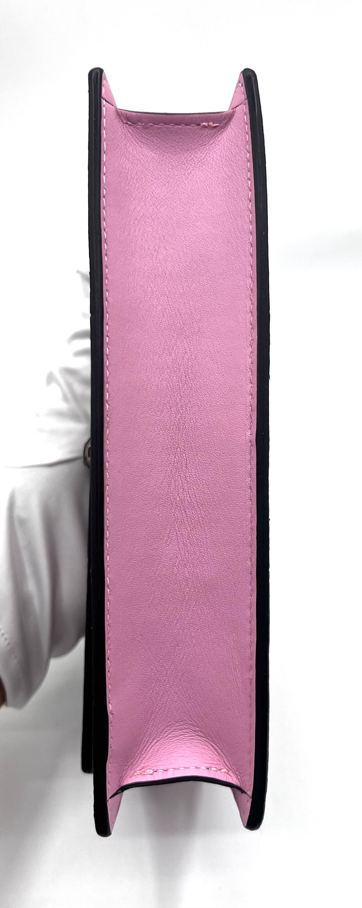 Gucci Snakeskin Mini Queen Margaret Wallet On Chain       (🇵🇭P46,440)