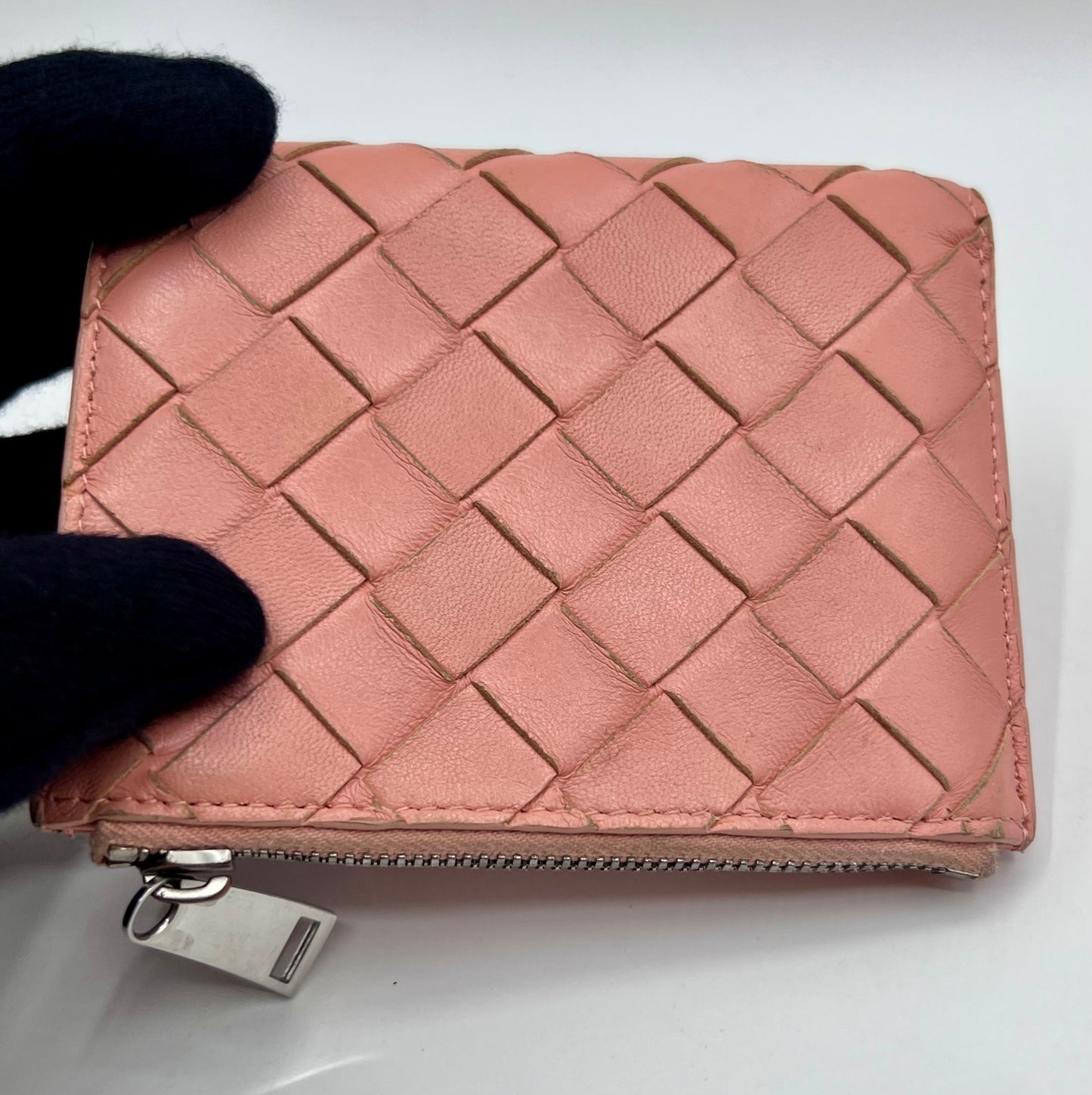 Bottega Venetta Compact Wallet (🇵🇭P8,699)