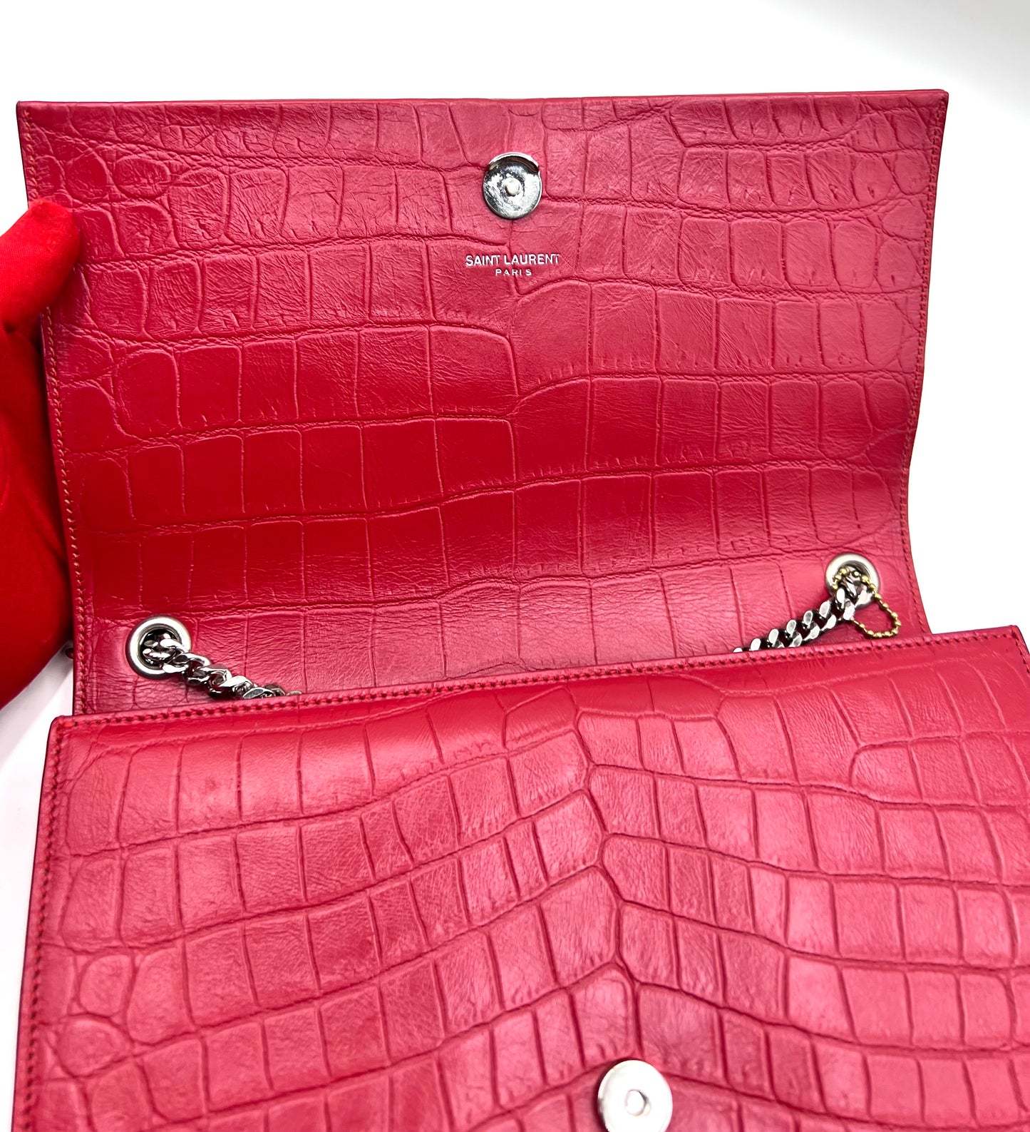 Yves Saint Laurent Kate Tassel Croc Embossed Leather MM Size Red Flap  (🇵🇭P76,540)