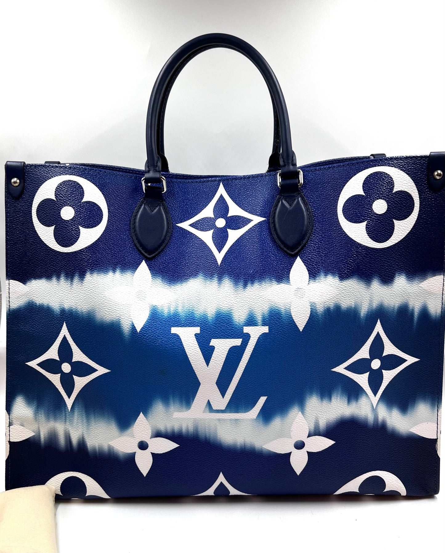 Louis Vuitton Escale On The Go Gm Size (🇵🇭P120,400)