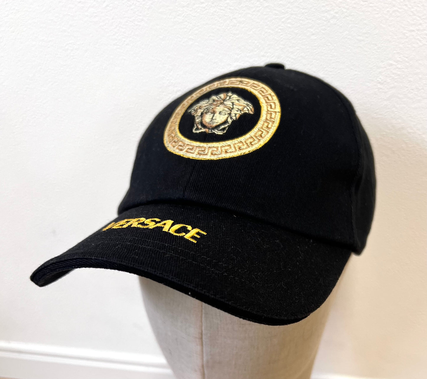 Versace Logo Black Baseball Cap Size 59  (🇵🇭P14,620)