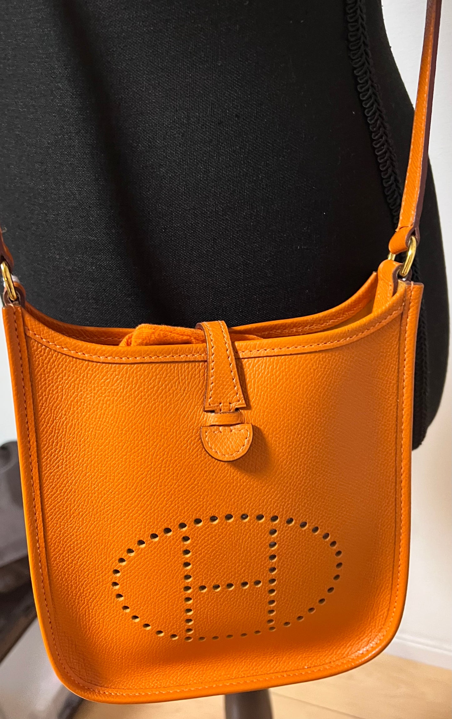 Hermes Evelyn TPM Epson Square H Stamp Yr 2004