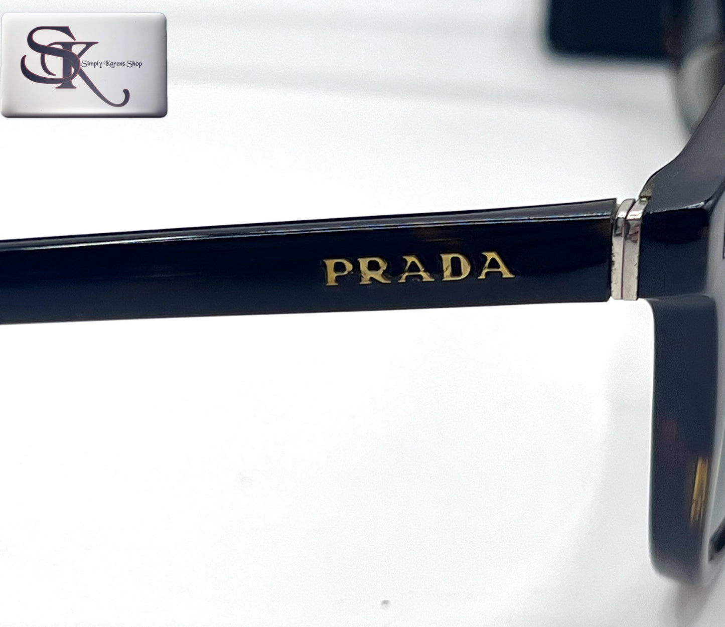 Prada 2AU-301 Sunglass 🇵🇭P9,600🇵🇭