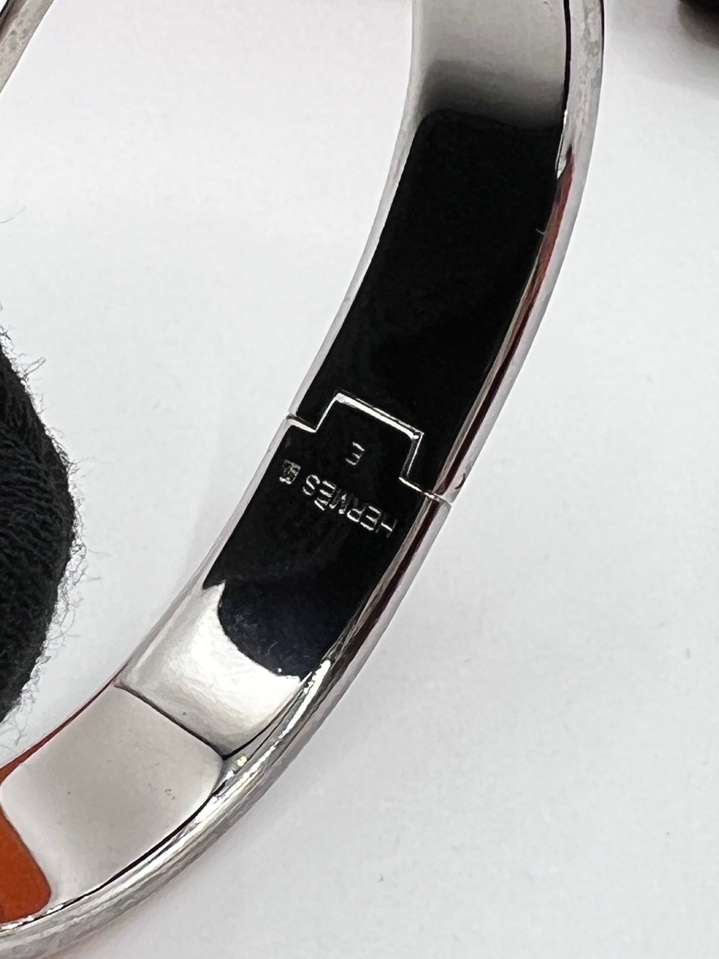 Hermes Cliclac  bangle Silver hardware mustard Enamel Size 16cm   (🇵🇭P29,240)
