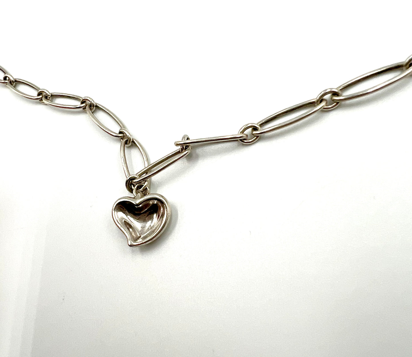 Tiffany & Co Elsa Peretti Silver 925 Full Heart Elongated Link Bracelet 17.5cm (🇵🇭P14,620)