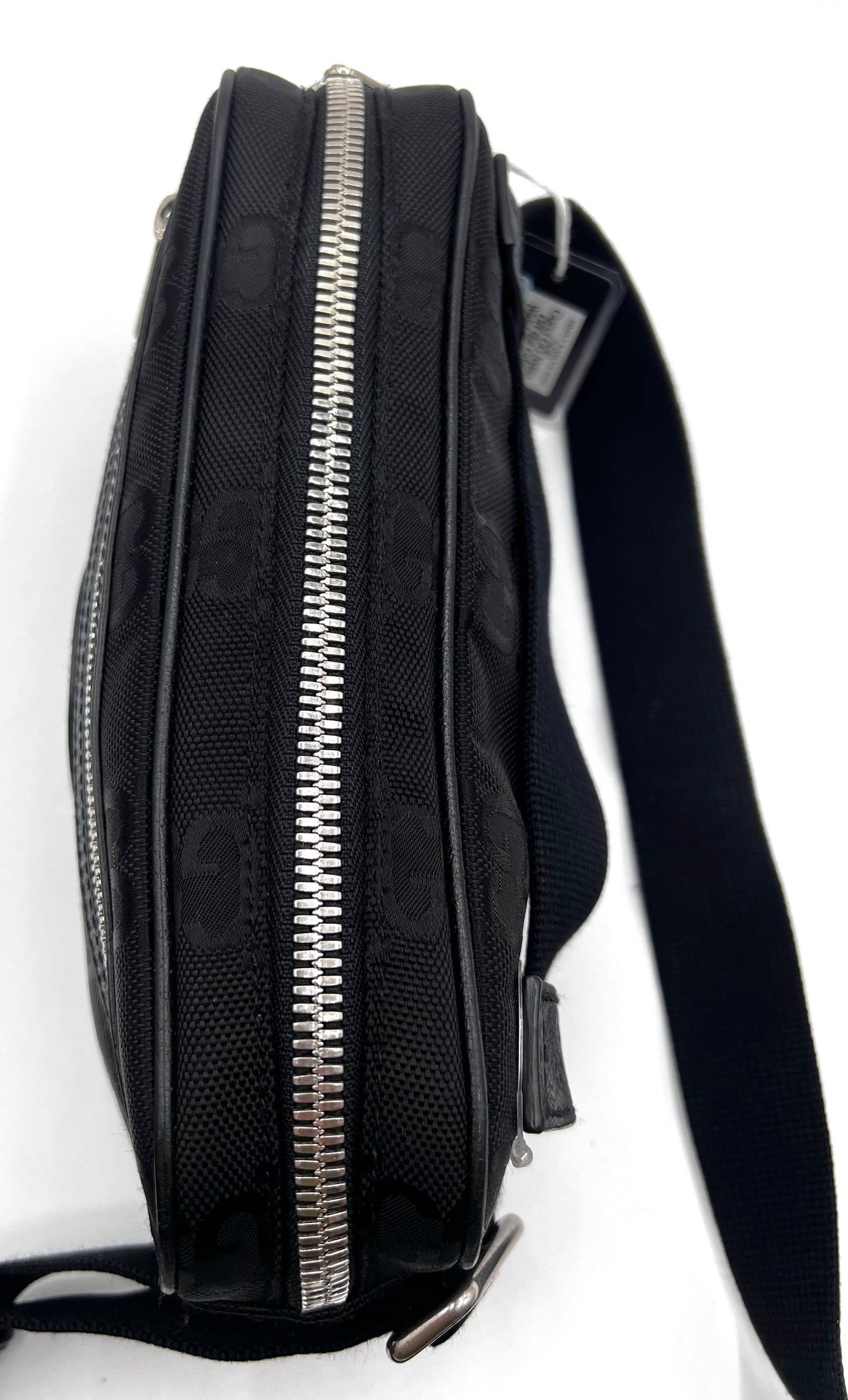 Gucci GG Nylon Off the Grid Waist Belt Bag  (🇵🇭P33,540)
