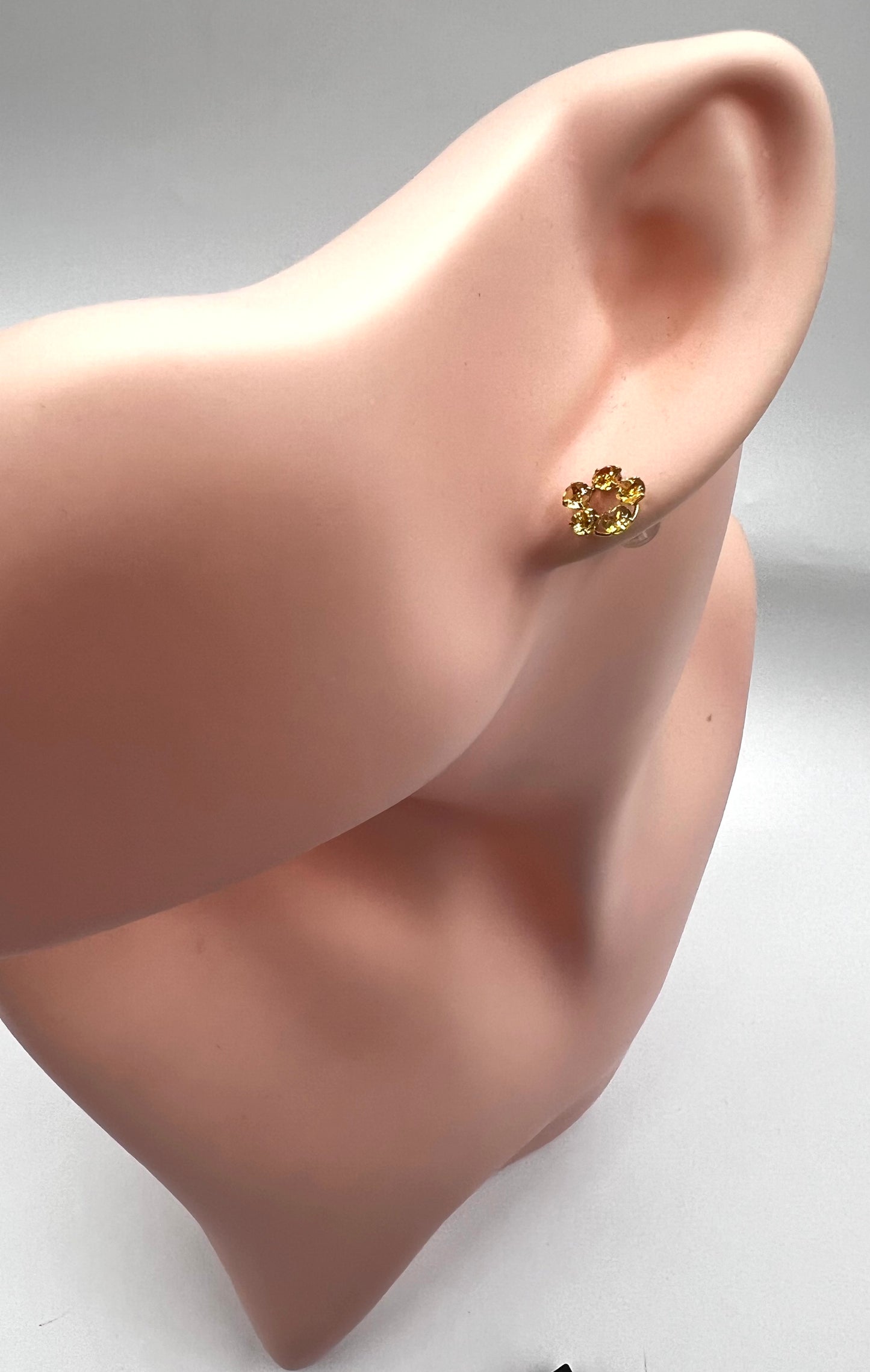 K18 Yg Citrine Flower Motif Stud Earings 0.8g (🇵🇭P12,040