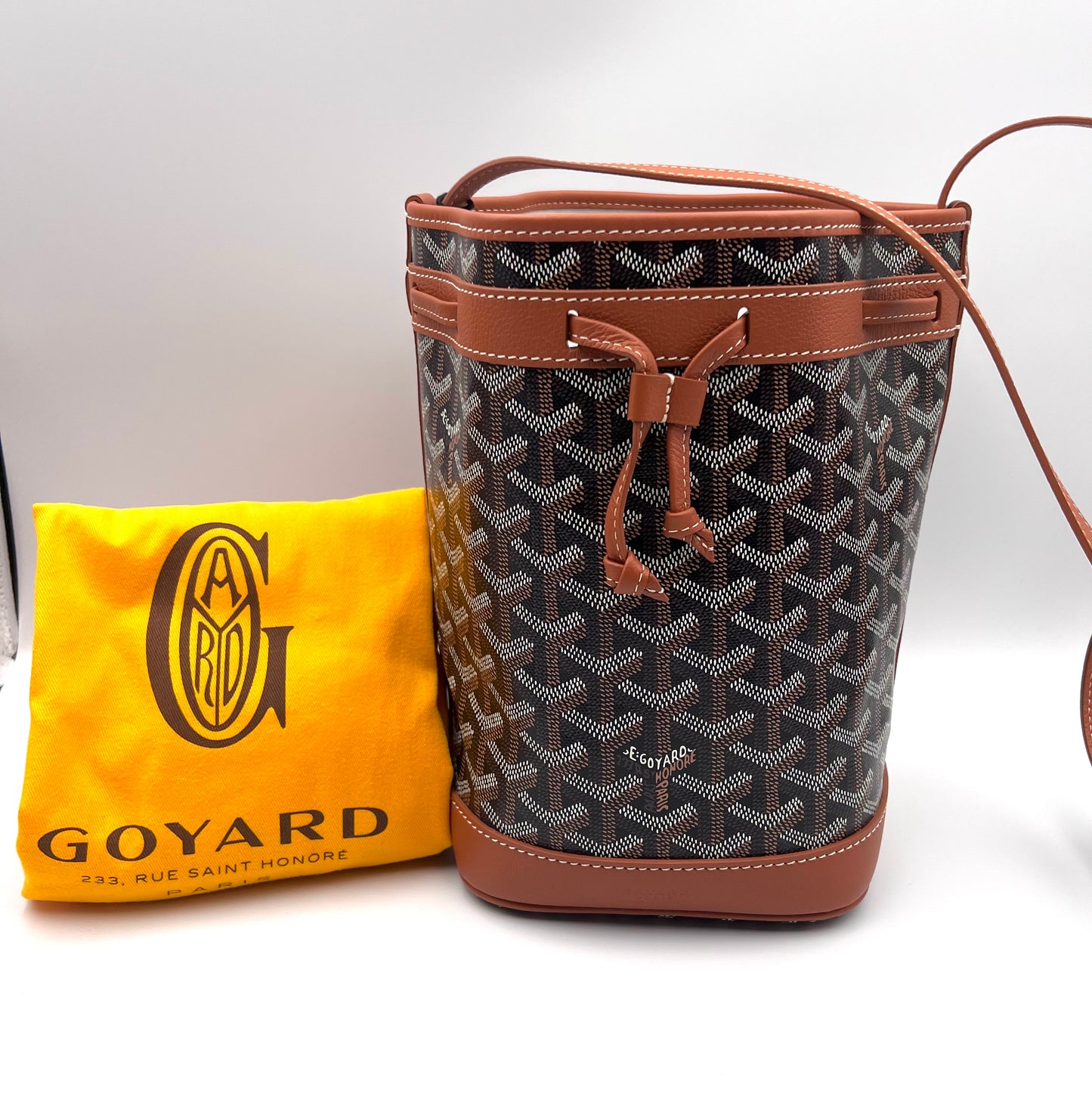 Goyard Tan Petit Flot Bucket 2024 (🇵🇭P150,000)