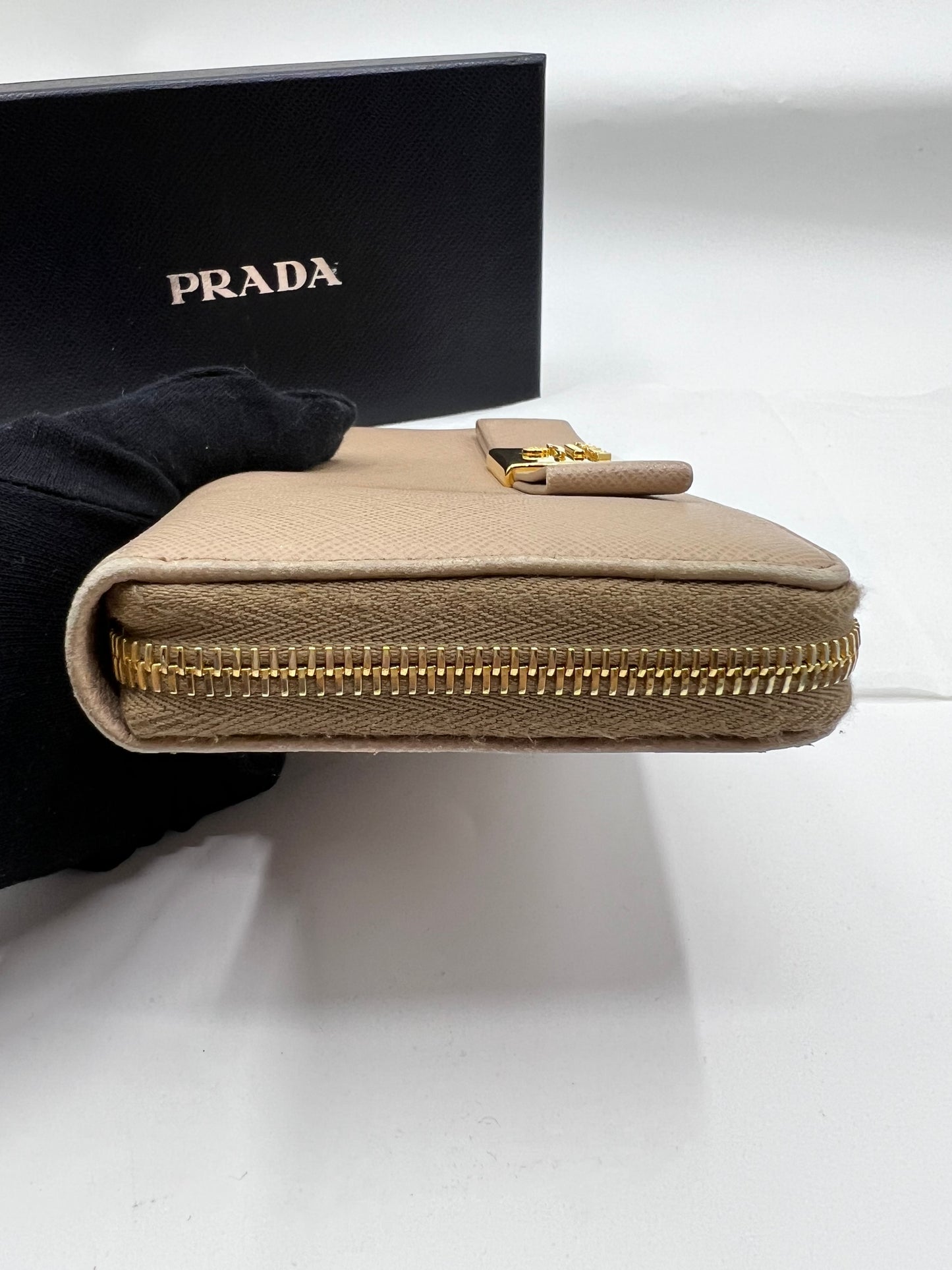 Prada Saffiano Taupe Long Zip Around Wallet  (🇵🇭P12,040)