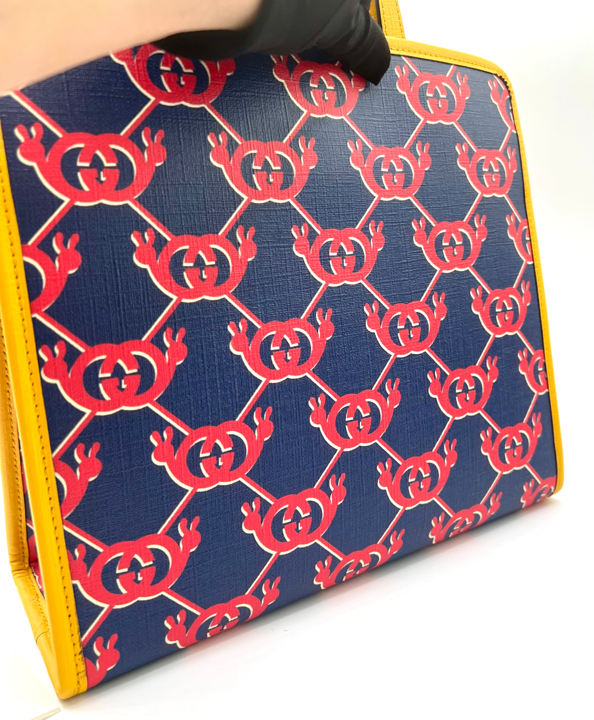 Gucci Interlocking G Snail Tote Bag (🇵🇭P29,240)