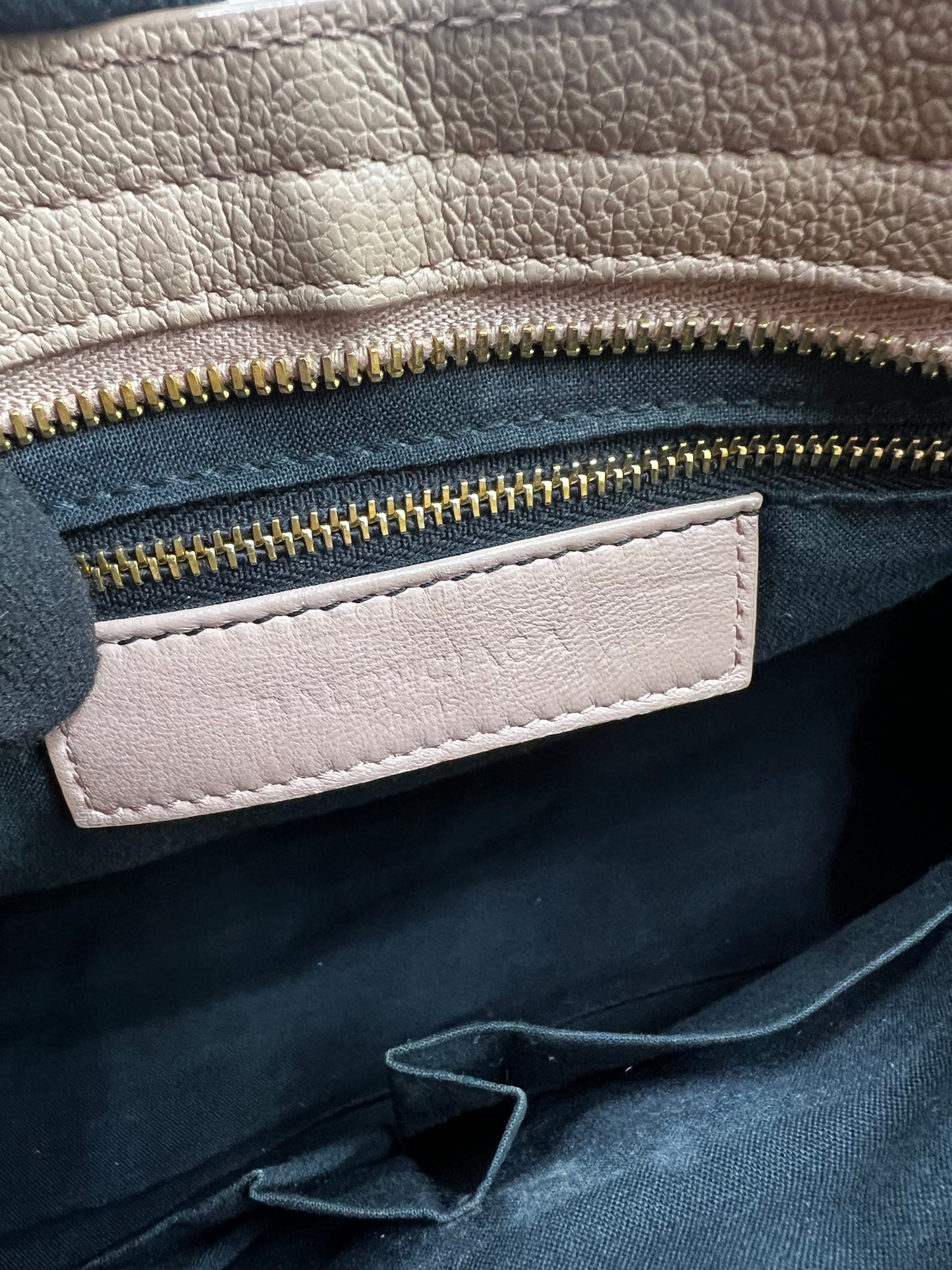 Balenciaga Classic Metallic edge  2 way Bag (🇵🇭P63,640)