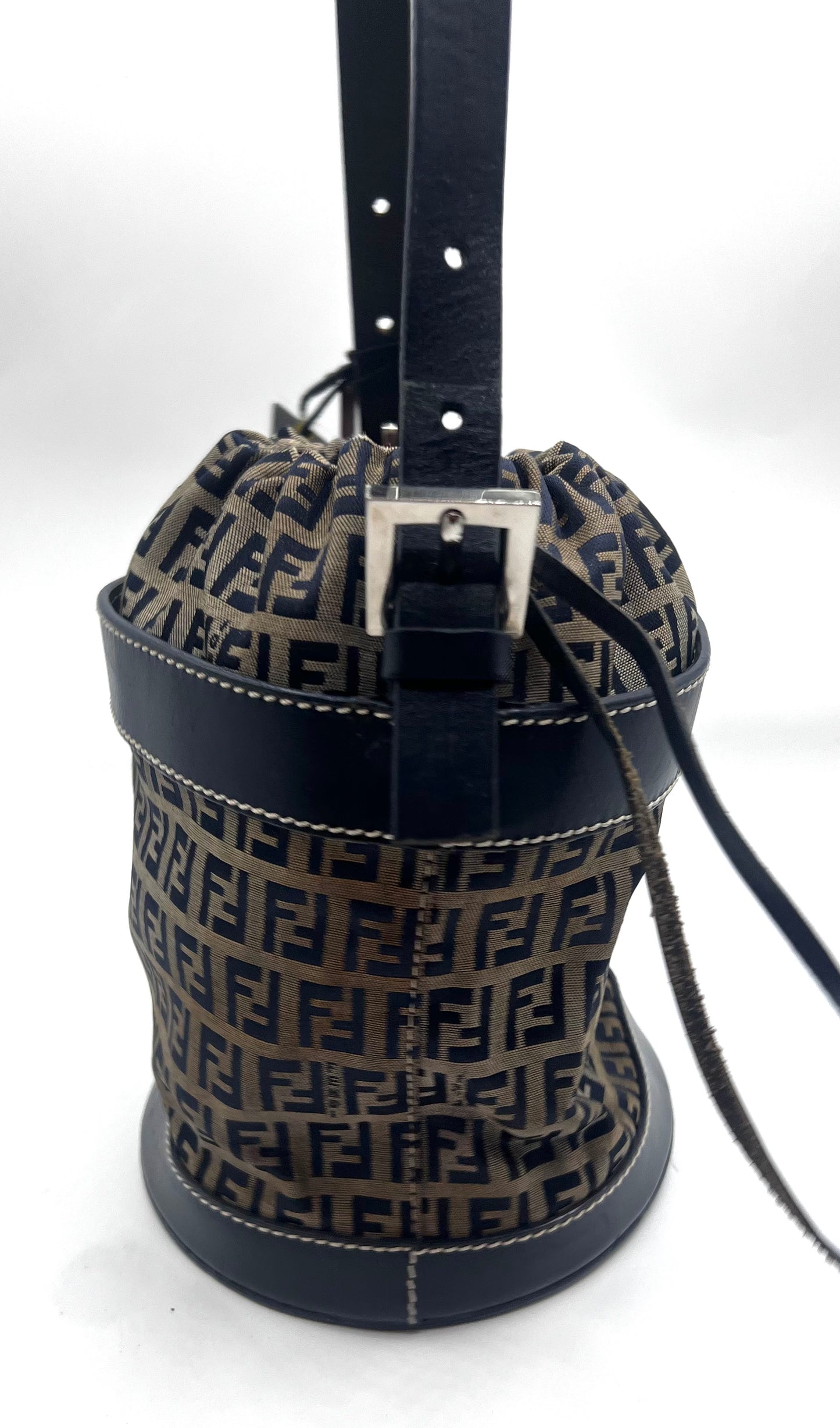 Fendi Zucchino Leather /Canvas Mini Bucket Bag          (🇵🇭P18,920)
